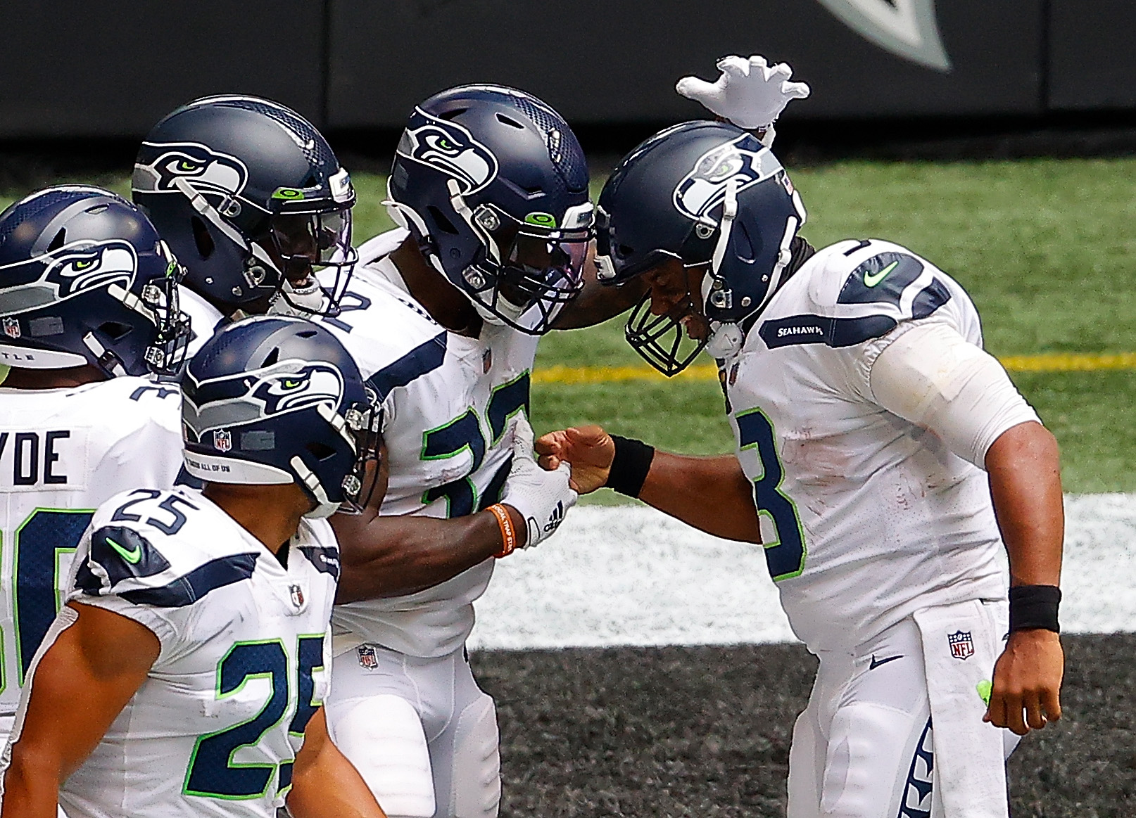 Russell Wilson and the Seattle Seahawks cruised past the Atlanta Falcons on Sunday.