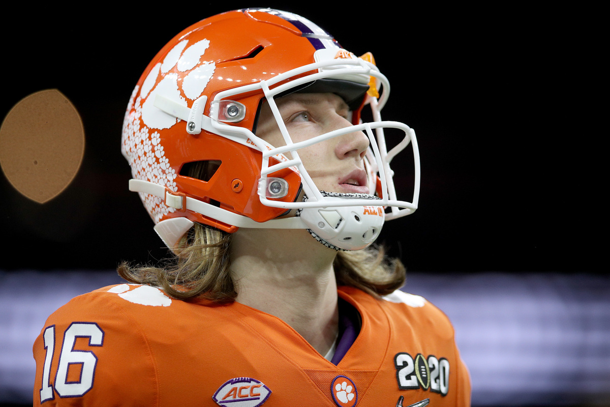 Clemson quarterback Trevor Lawrence needs to make a draft-related power play to avoid landing with a terrible franchise.