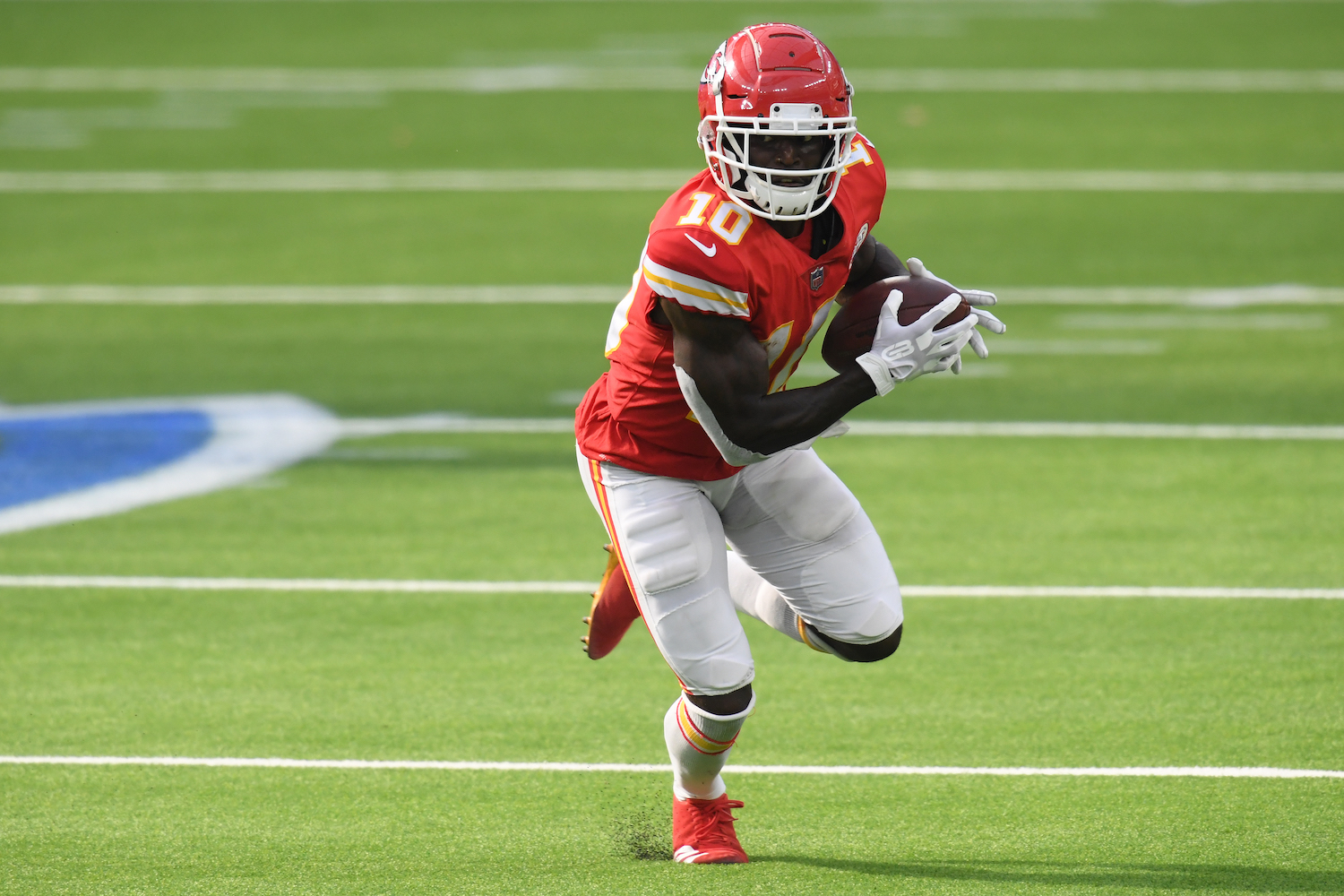 Tyreek Hill Shockingly Admits 1 NFL Player Would Beat Him in a Race