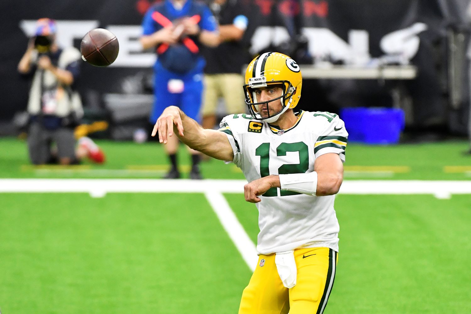 Aaron Rodgers could be throwing passes to Will Fuller in short order if the Packers manage to acquire the speedy wideout from the Houston Texans.