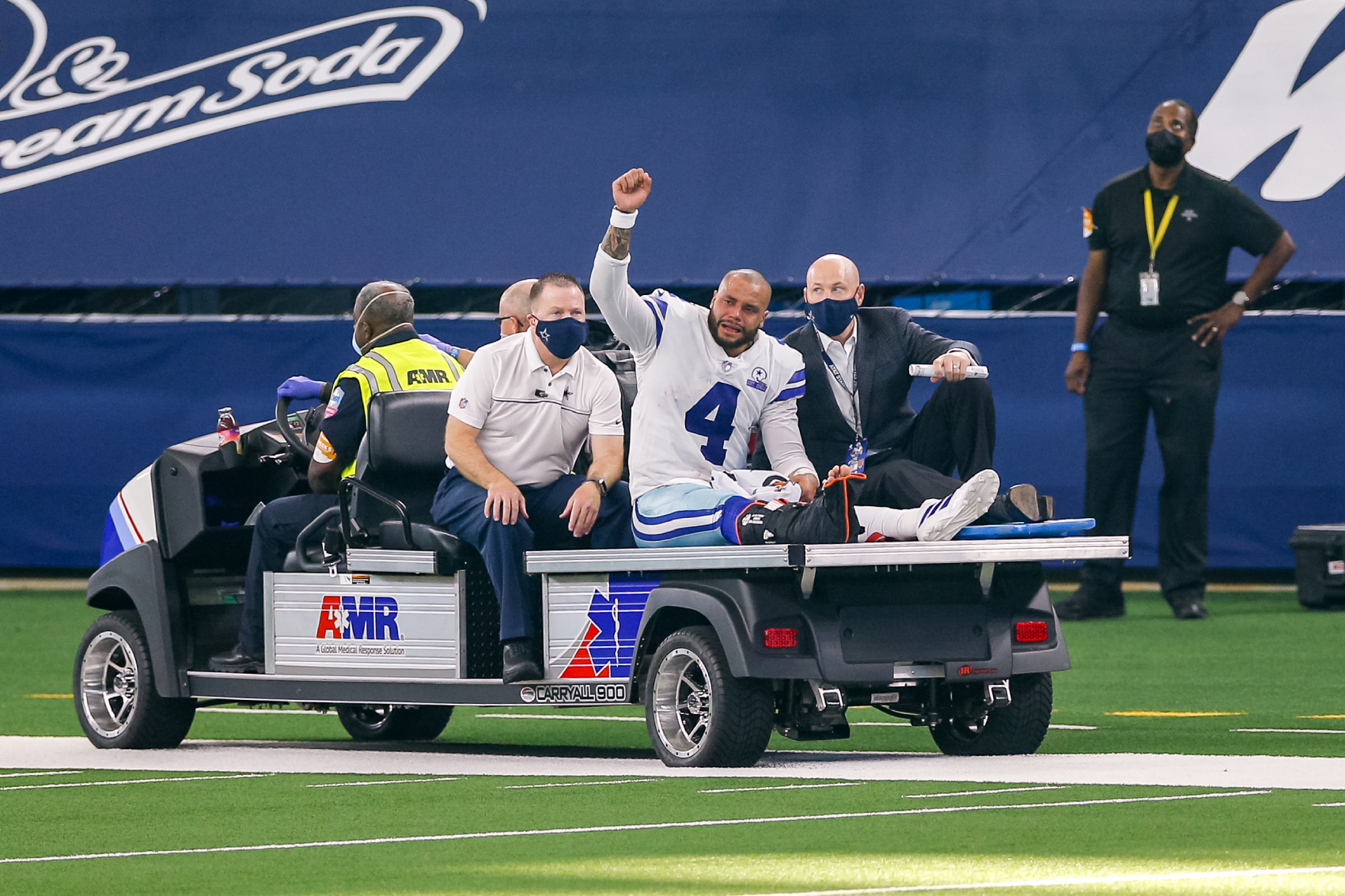 Dallas Cowboys QB Dak Prescott recently suffered a gruesome injury. He has since received a compassionate offer from an NBA star.