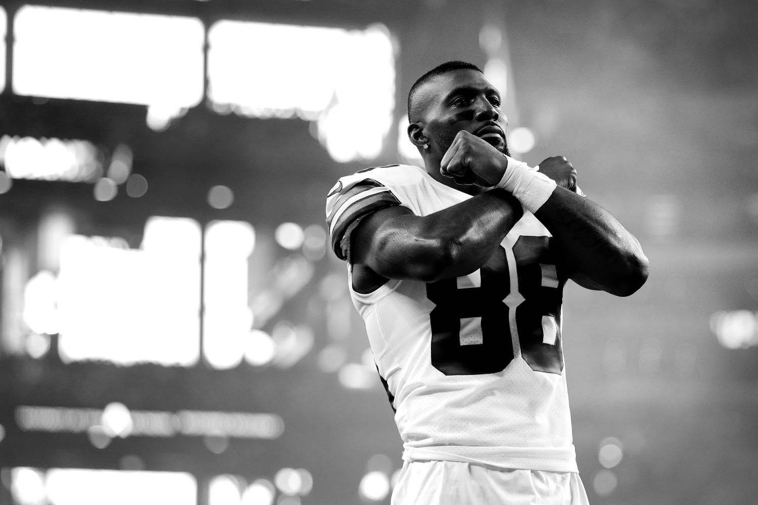 Former Cowboys star Dez Bryant just completed his NFL comeback. Can the 31-year-old be a reliable weapon for the Baltimore Ravens?