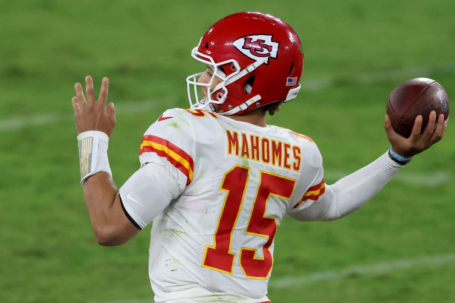 Patrick Mahomes has one of the best arms in the current NFL, but have you ever wondered how far he can throw a football? Well, now we know.