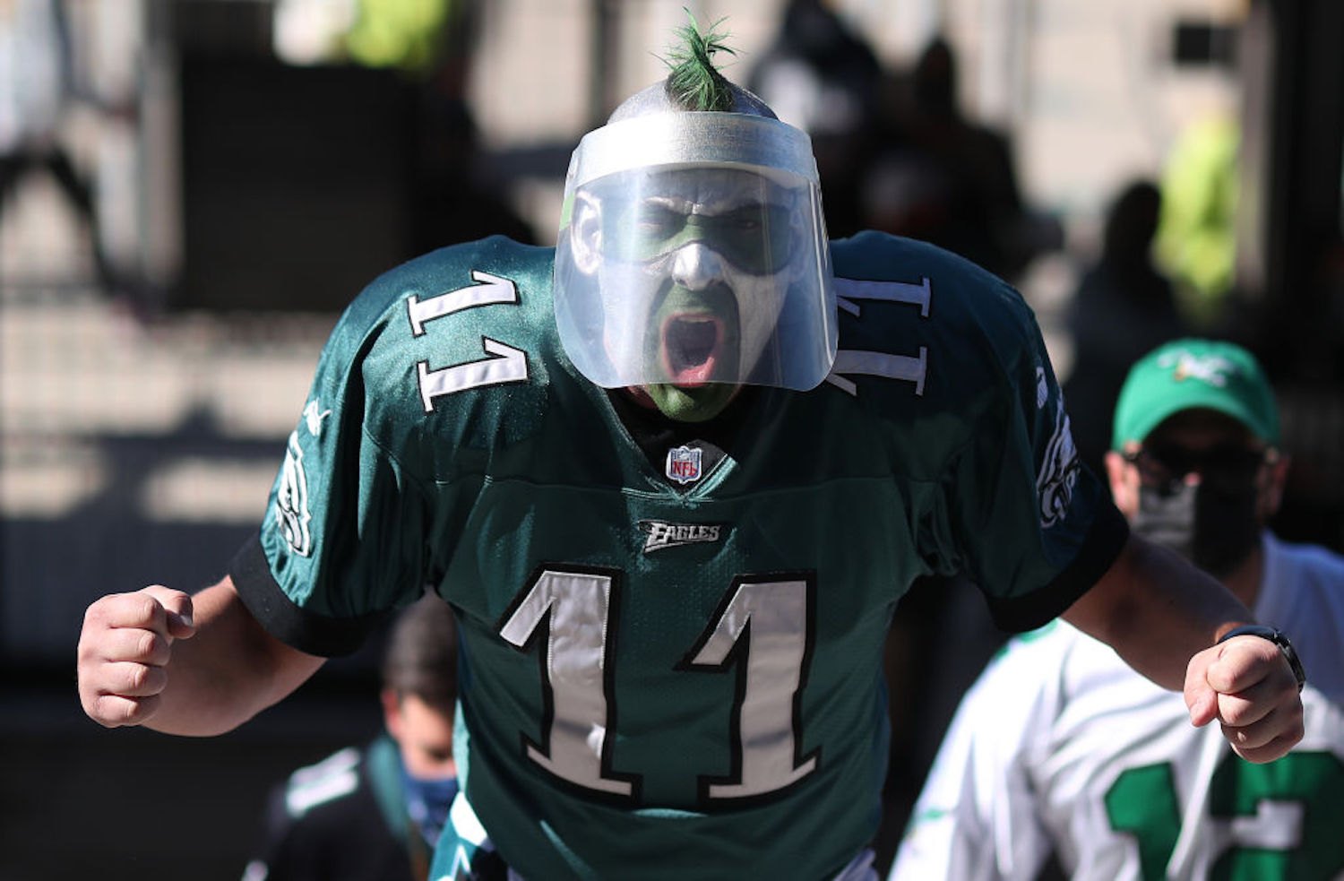 The Philadelphia Eagles allowed fans in their staidium on Sunday for the first time this season, so they naturally got into a brawl.