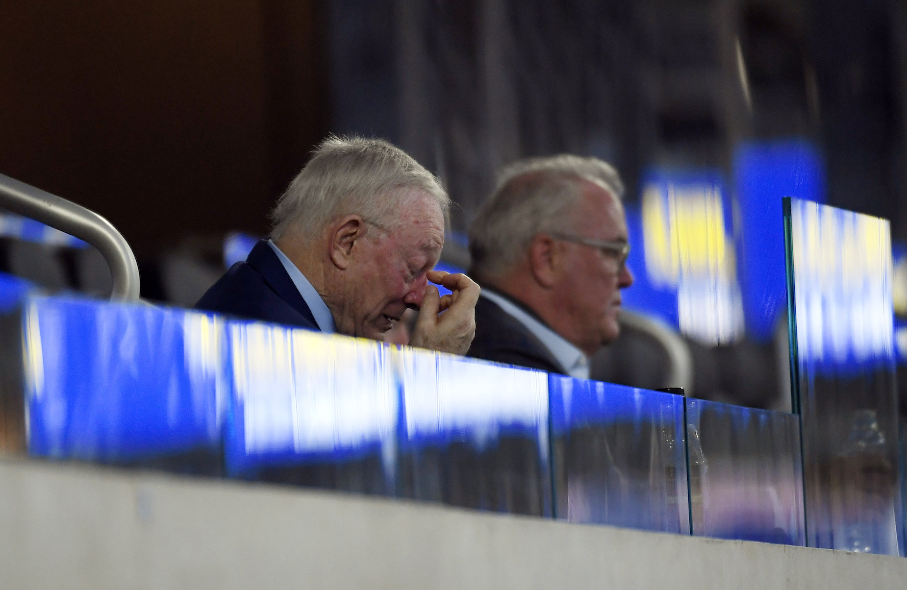Jerry Jones might be dooming the Dallas Cowboys to another year of mediocrity with his inaction.