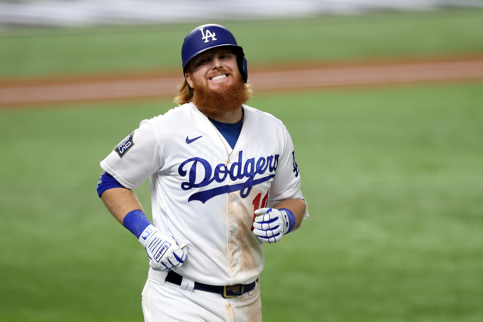 Justin Turner has been a very talented hitter for the LA Dodgers throughout his career. So, how much is Turner's net worth?