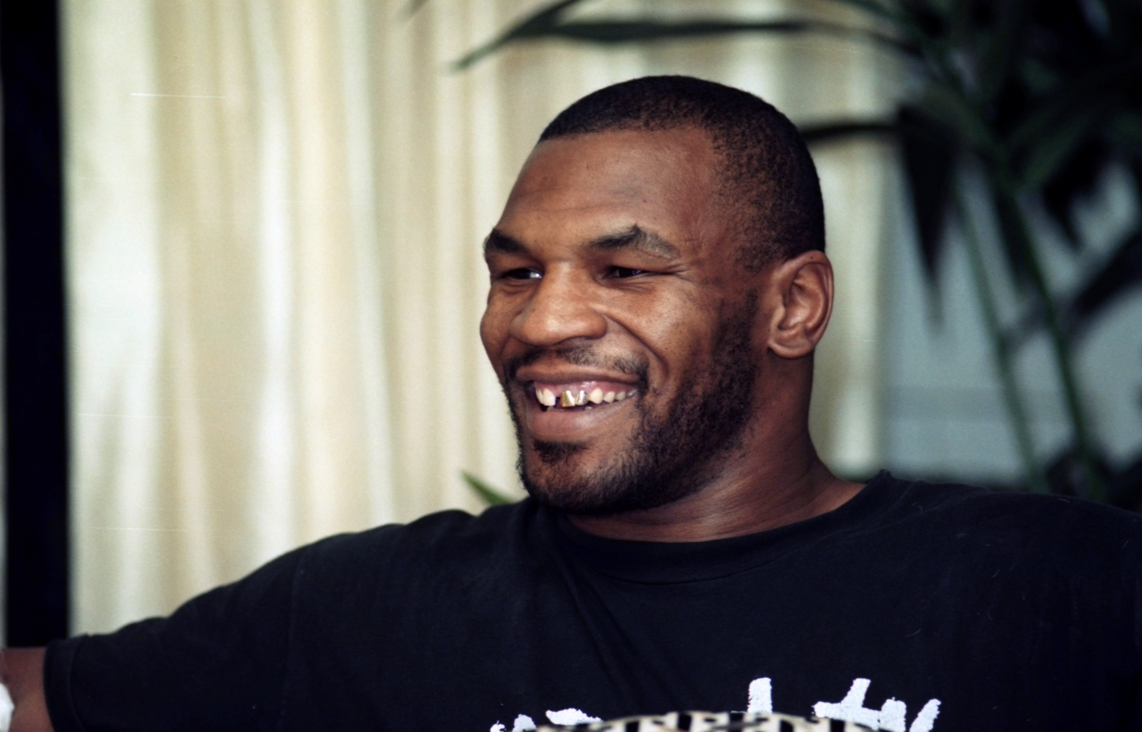 How Mike Tyson Lost (and Found) His Briefcase Filled With $1 Million