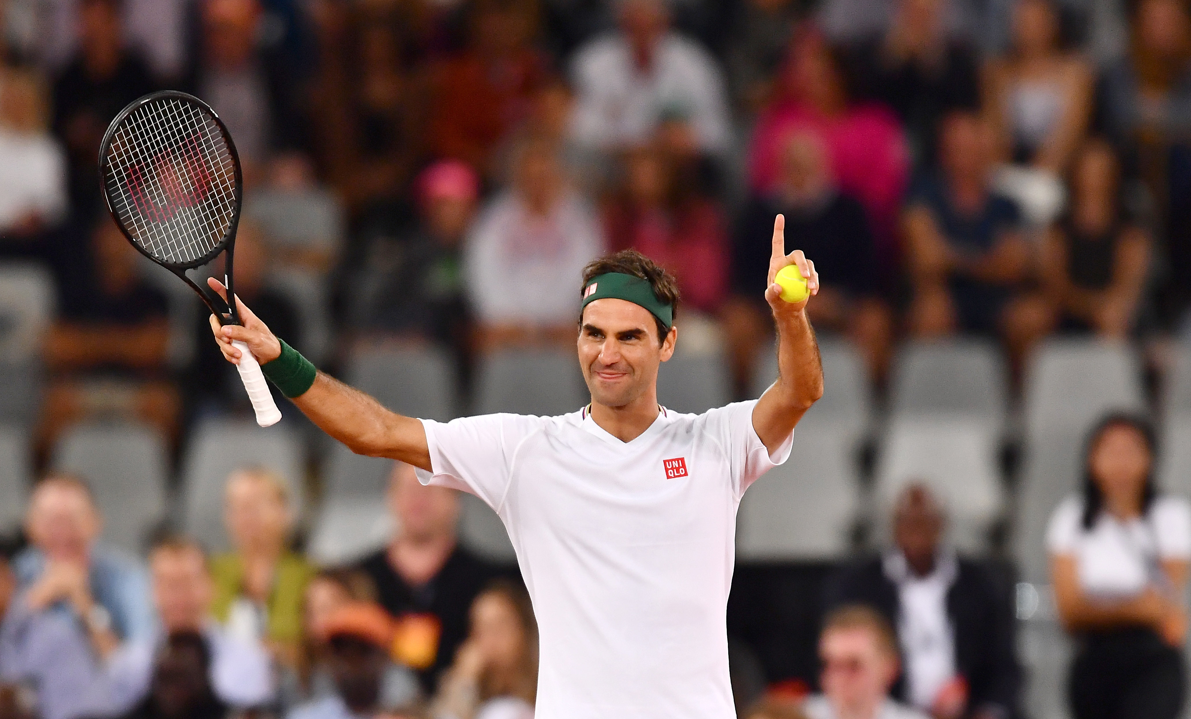 Roger Federer's net worth includes his partnership with UNIQLO, which he wears while playing this match.