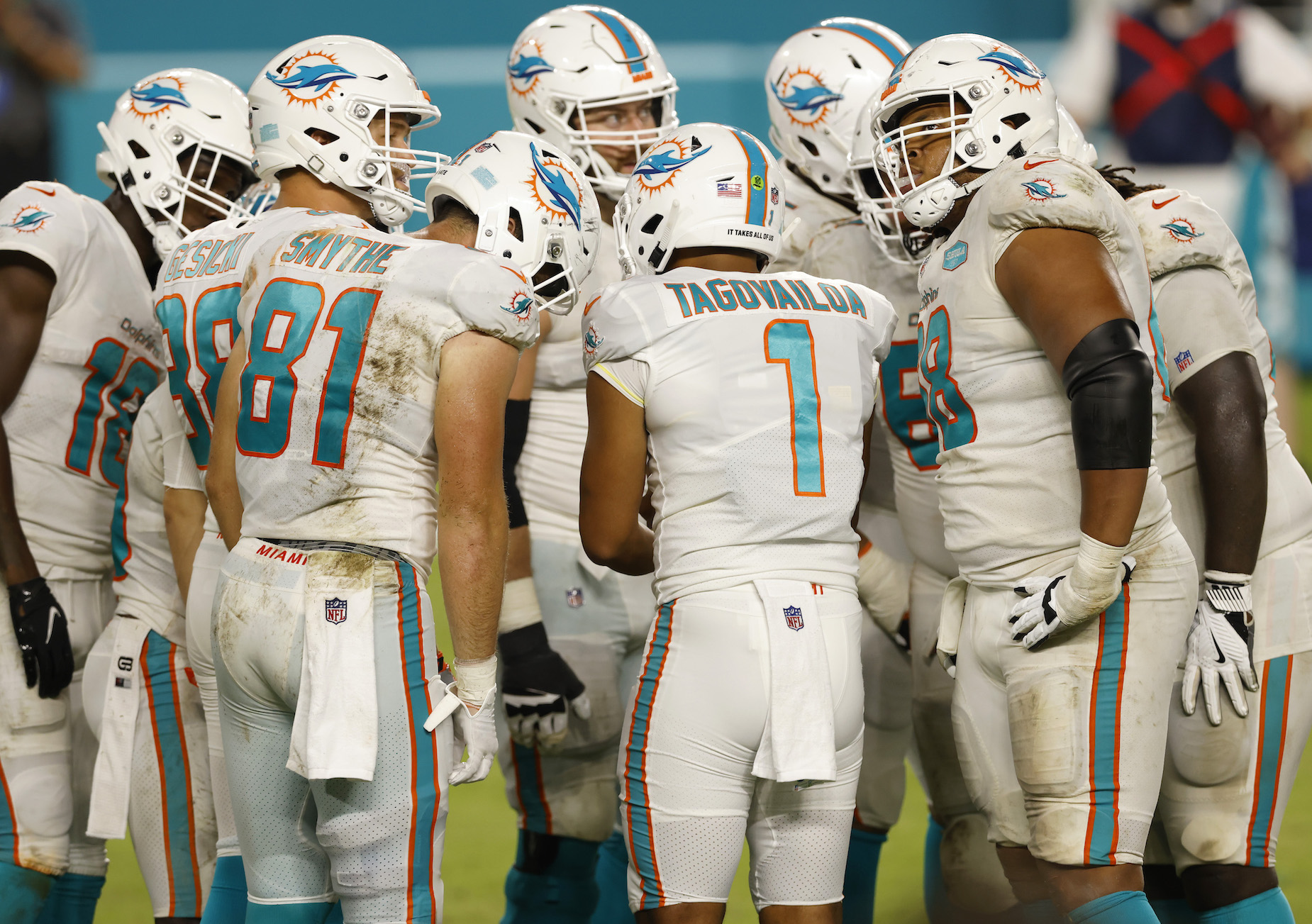 How Tall Is Miami Dolphins Quarterback Tua Tagovailoa? Sportscasting
