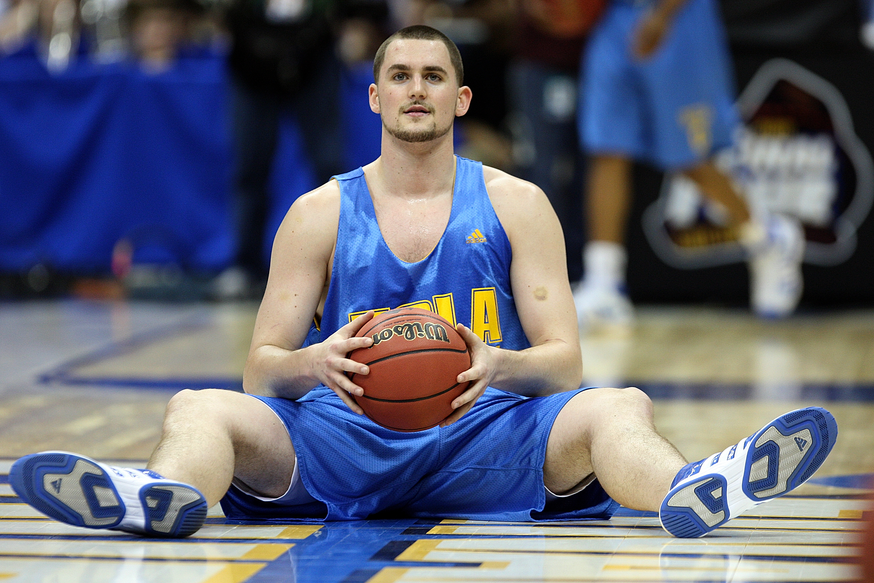 Kevin love accepts courage award for vulnerability in discussing mental health. Kevin Love Ucla . Kevin Love Leaned on John Wooden While at UCLA: 'He's ...