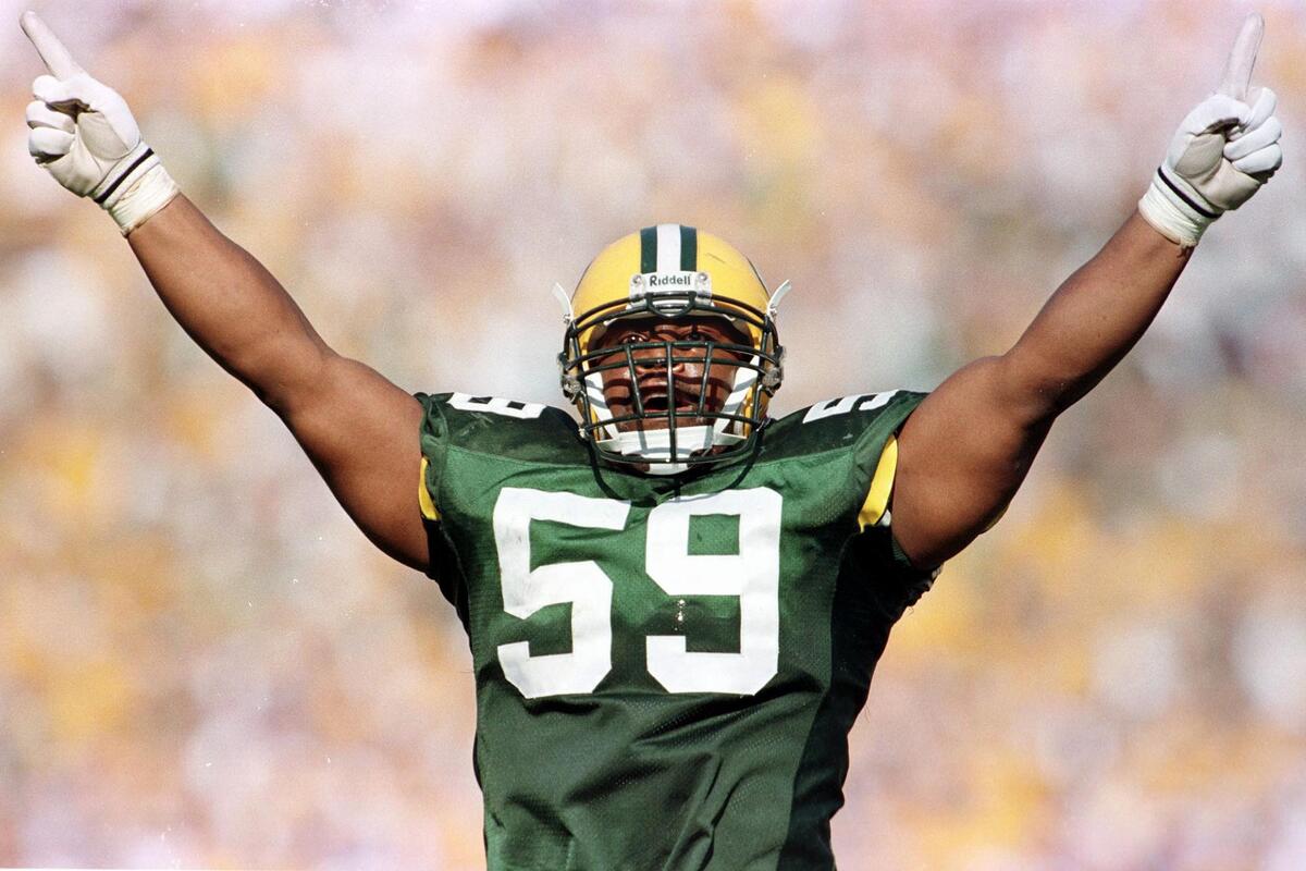 Green Bay Packers linebacker Wayne Simmons played a crucial role in the team's 1996 Super Bowl run.