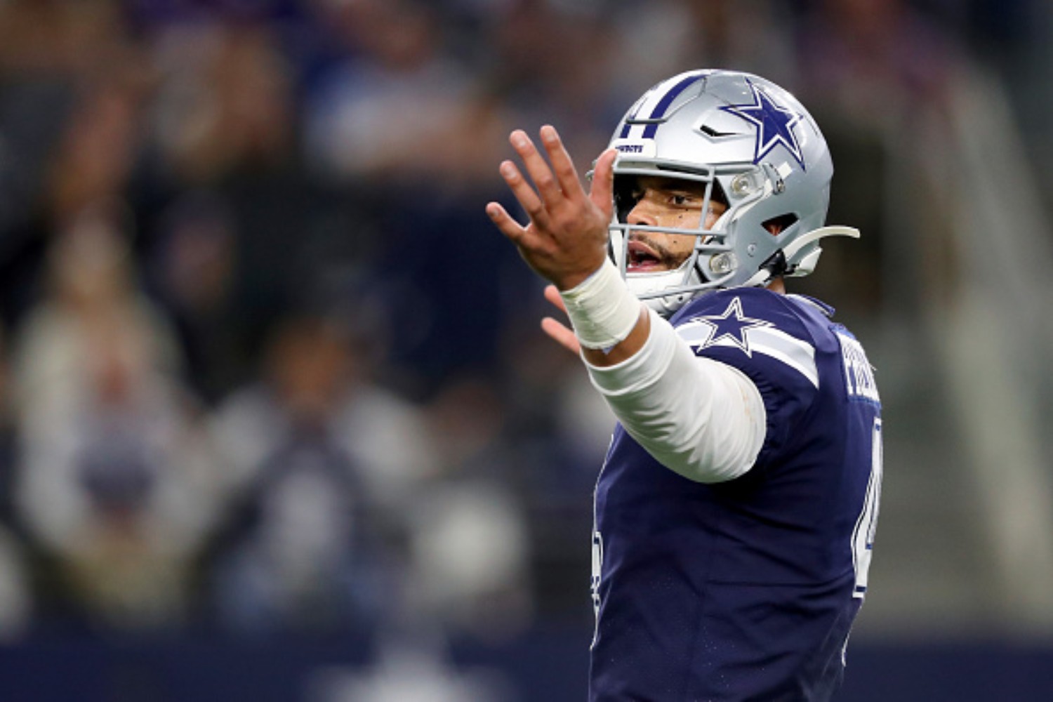 Dak Prescott and His Brother Sent a Motivational Message &hellip;
