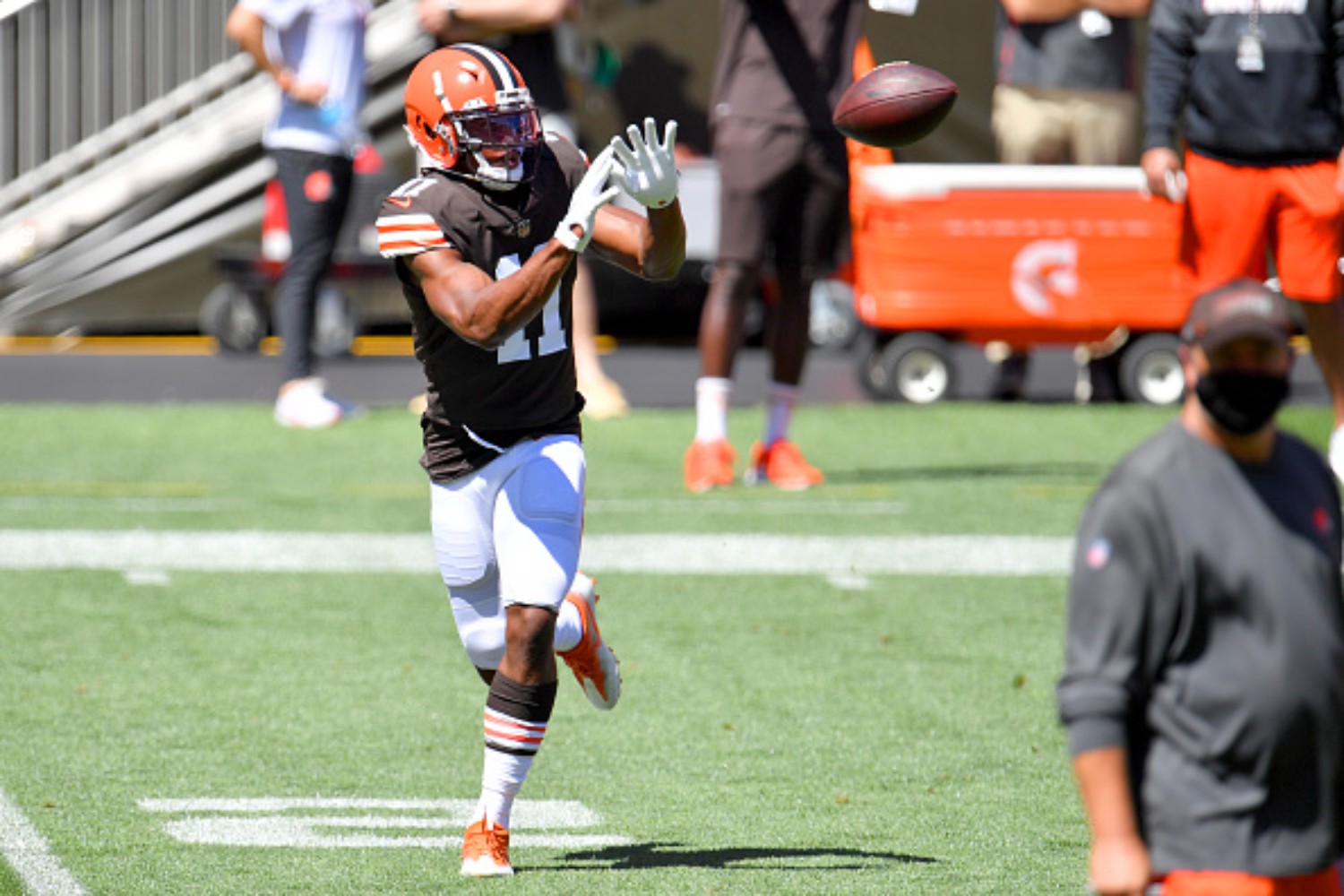 donovan peoples jones browns jersey