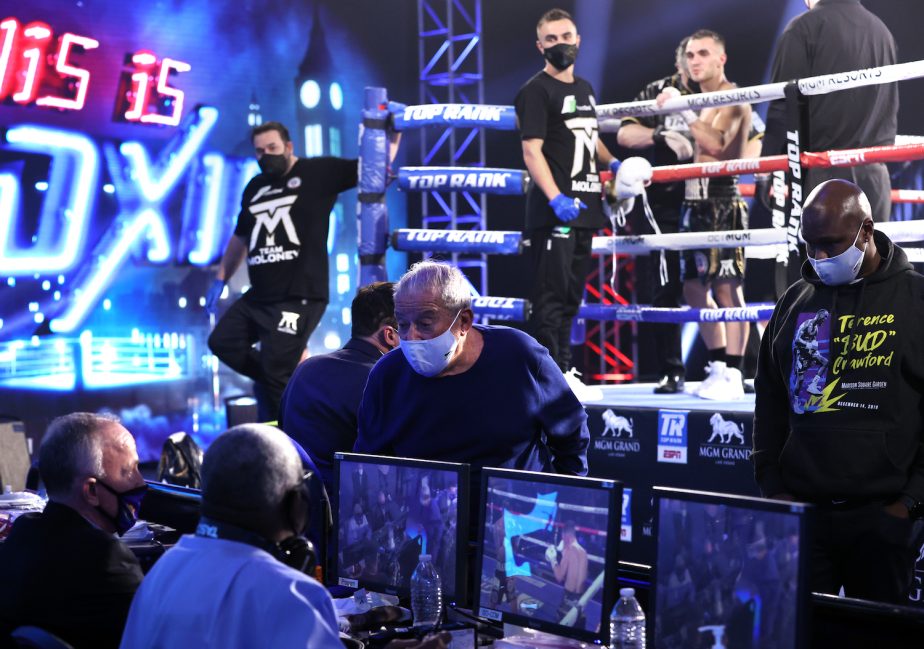 Bob Arum at Joshua Franco vs Andrew Moloney