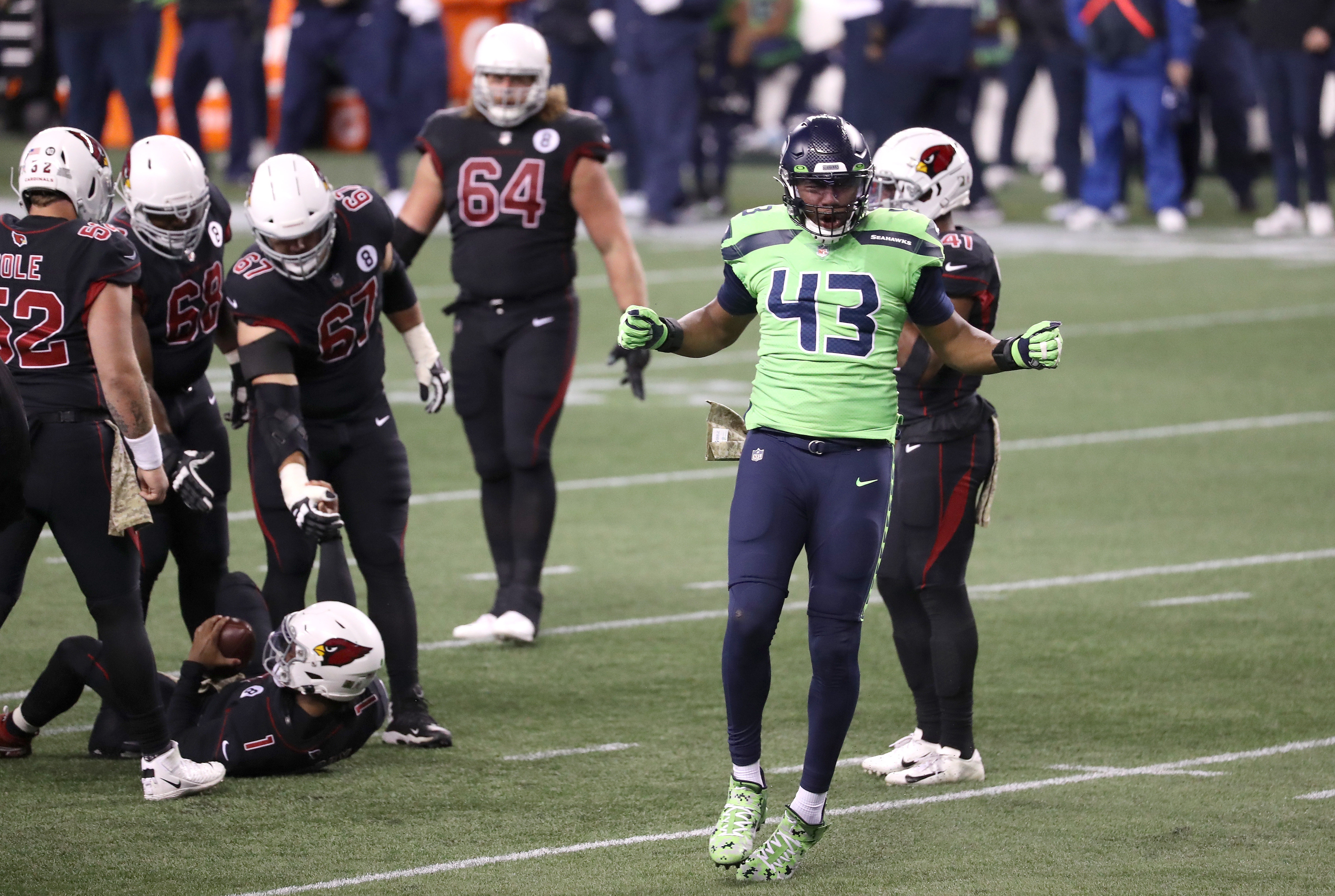 Veteran pass-rusher Carlos Dunlap is off to a great start with the Seattle Seahawks. Dunlap is excelling at his 'one job' on his new team.