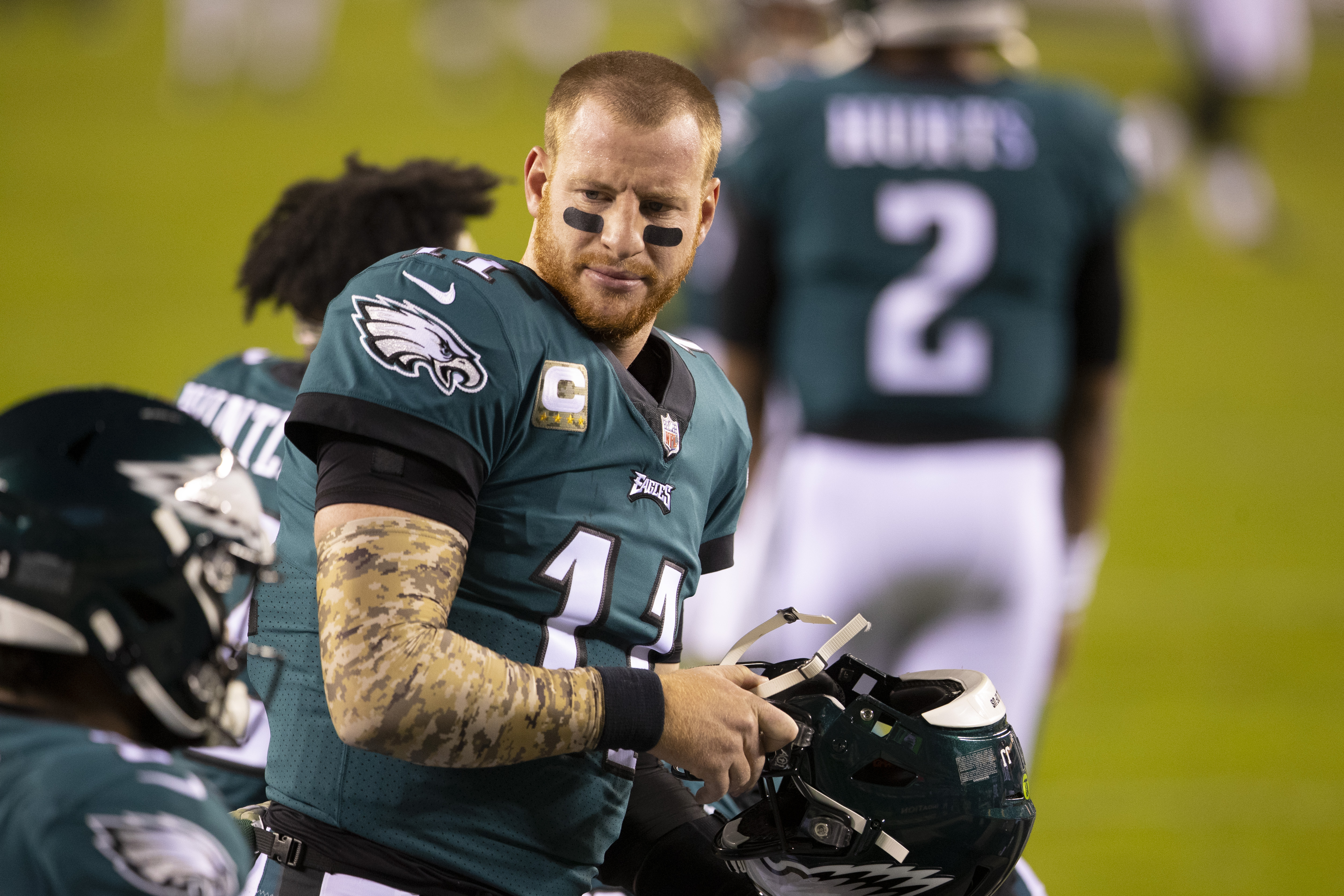 wentz carson eagles sportscasting quarterback injury