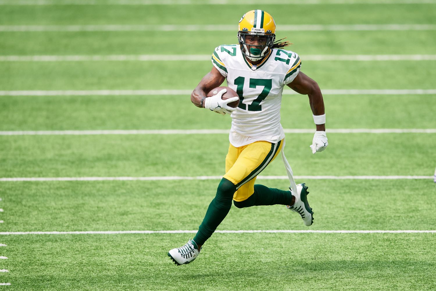 With Davante Adams proving he's the best receiver in the NFL, the Green Bay Packers need to decide whether they will pay him accordingly.