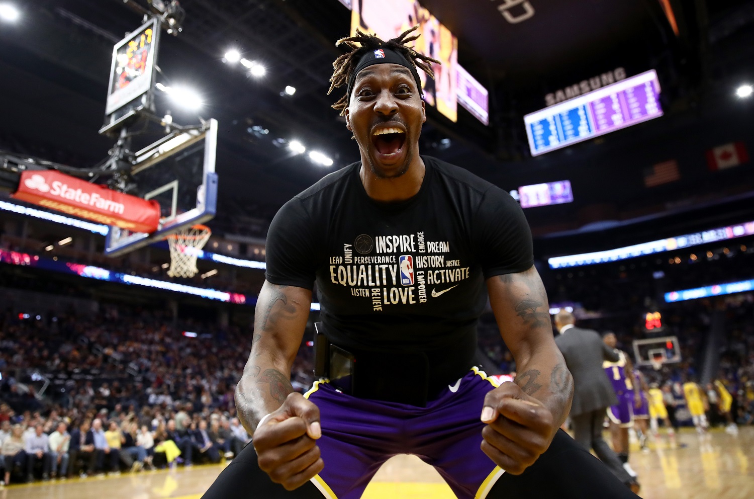 And Just Like That, Lakers Fans Hate Dwight Howard Again