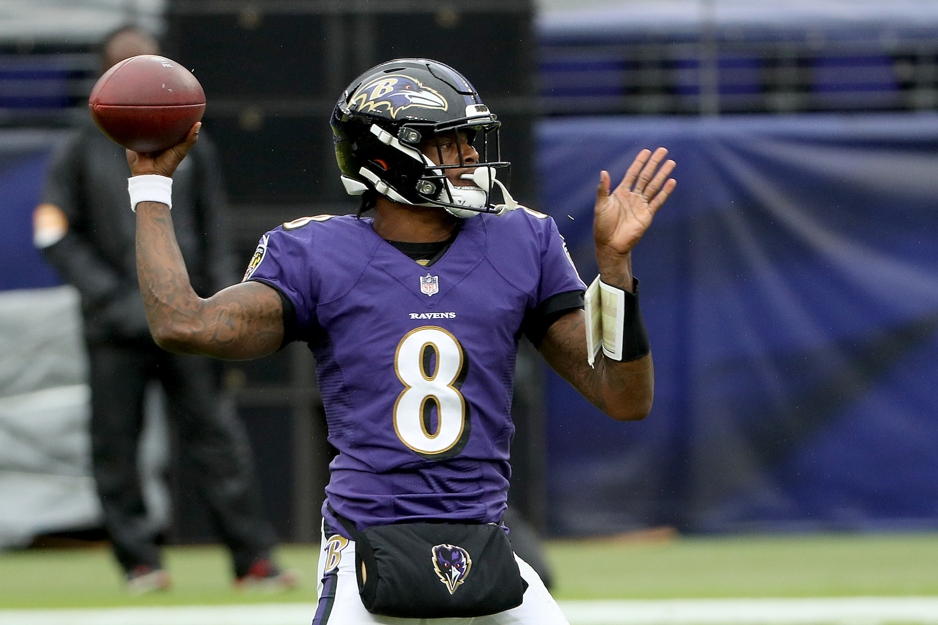 Lamar Jackson's 1.3 Million Base Salary Makes Him 1 of the NFL's