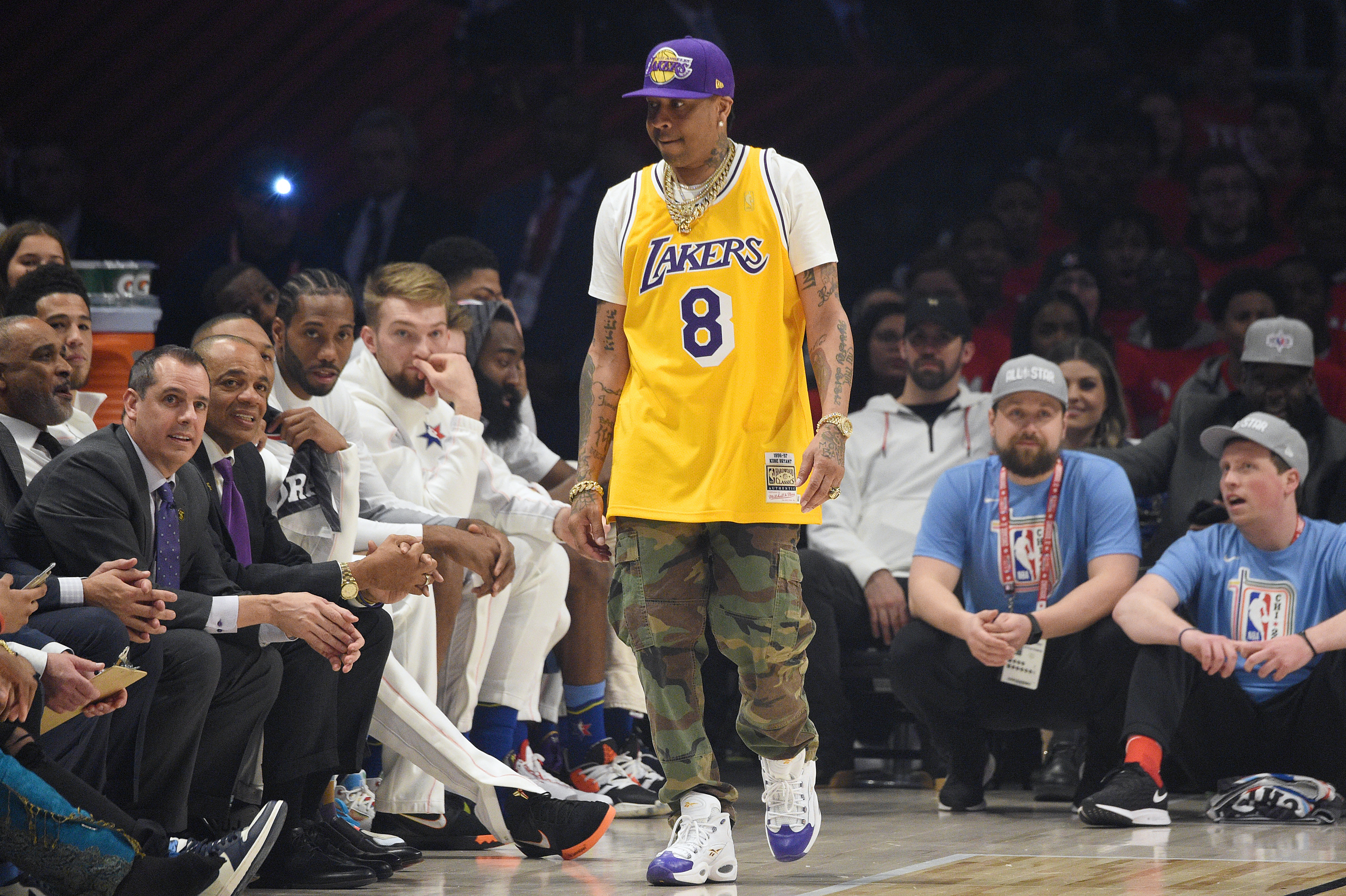 iverson wearing kobe shirt