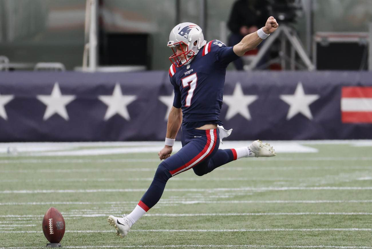 Jake Bailey kicks the ball off for the New England Patriots