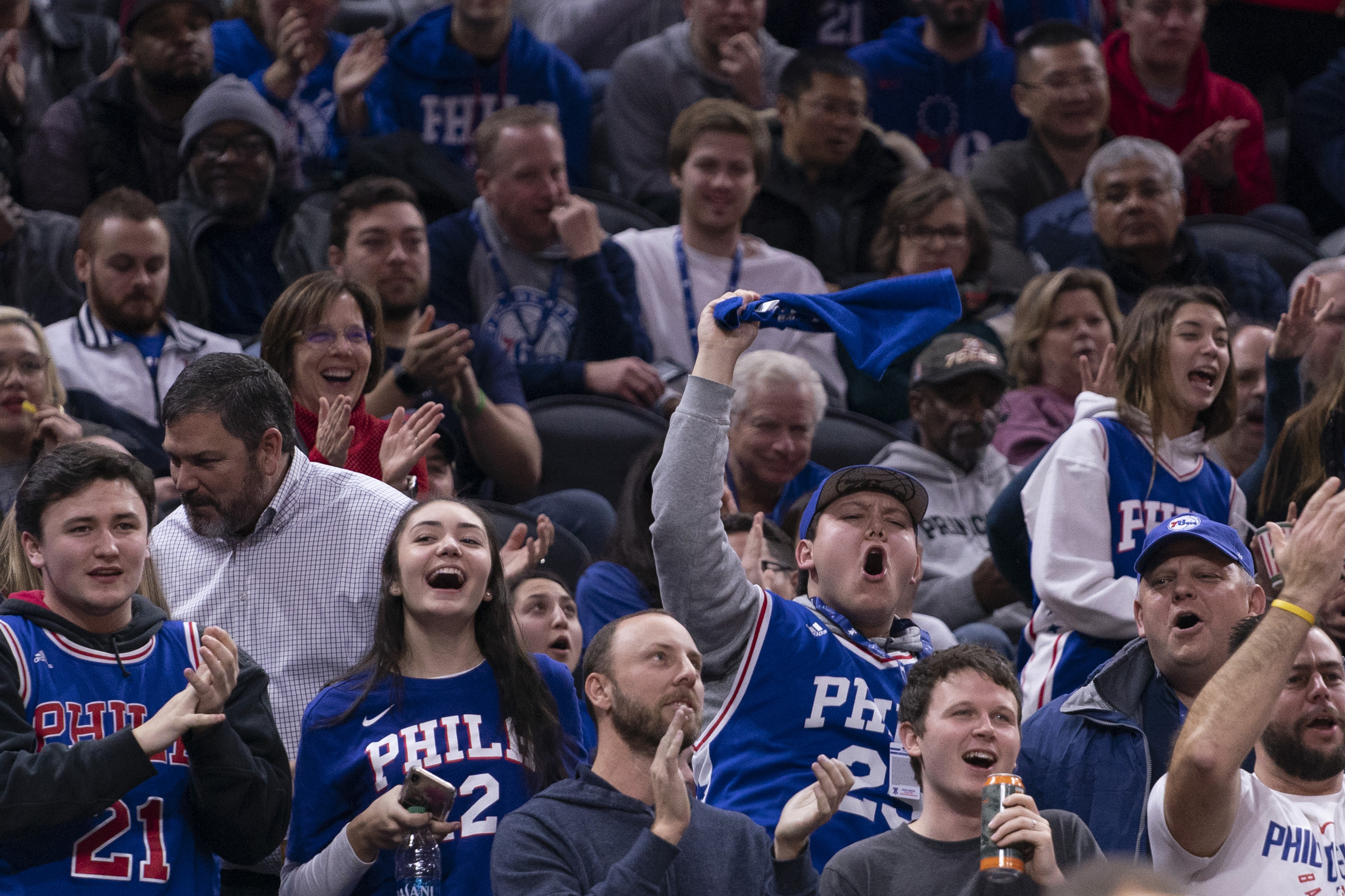 philadelphia 76ers fan shop