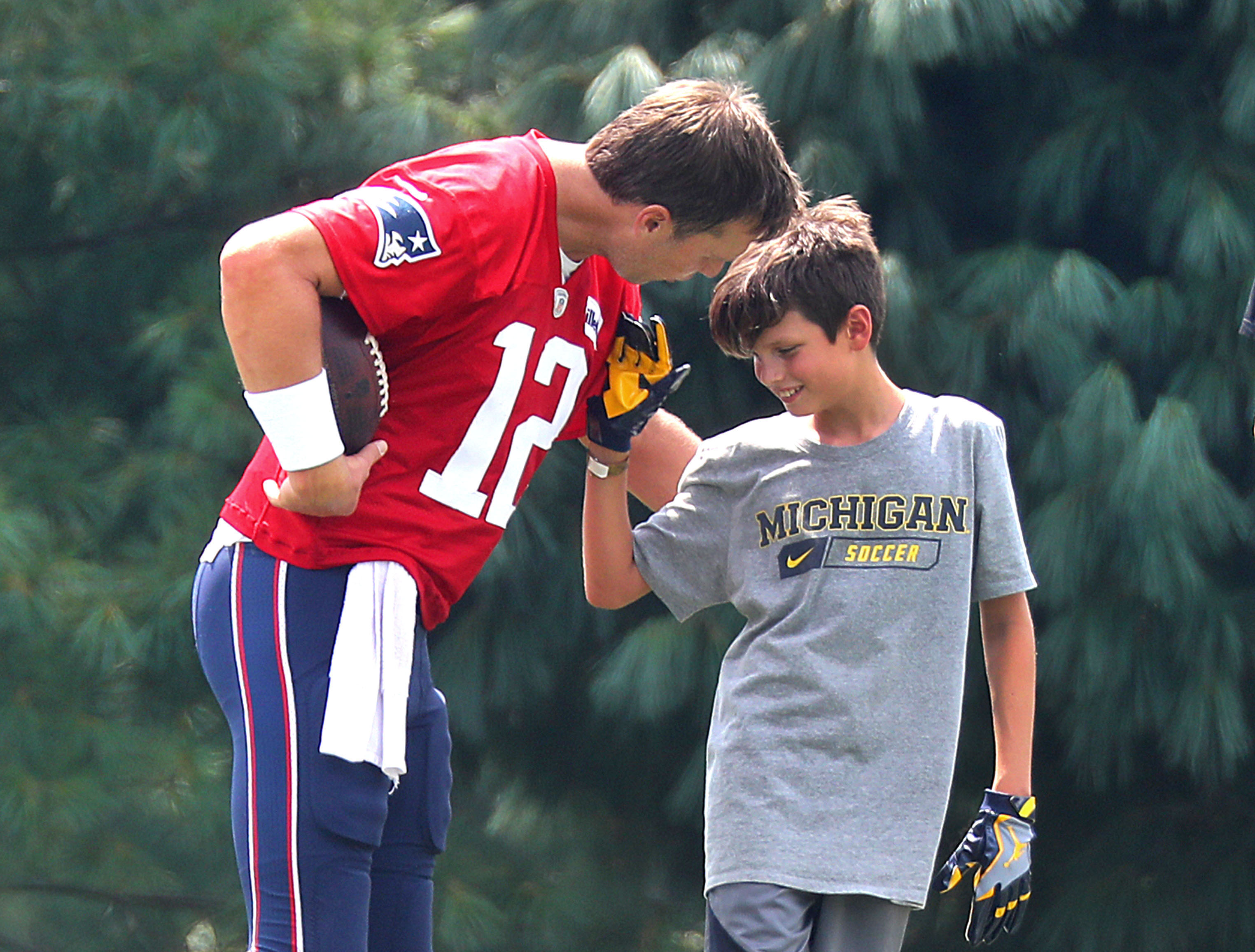 Tom Brady Took A Trip With His 1st Born Son Jack It S More Special For Me Than Him