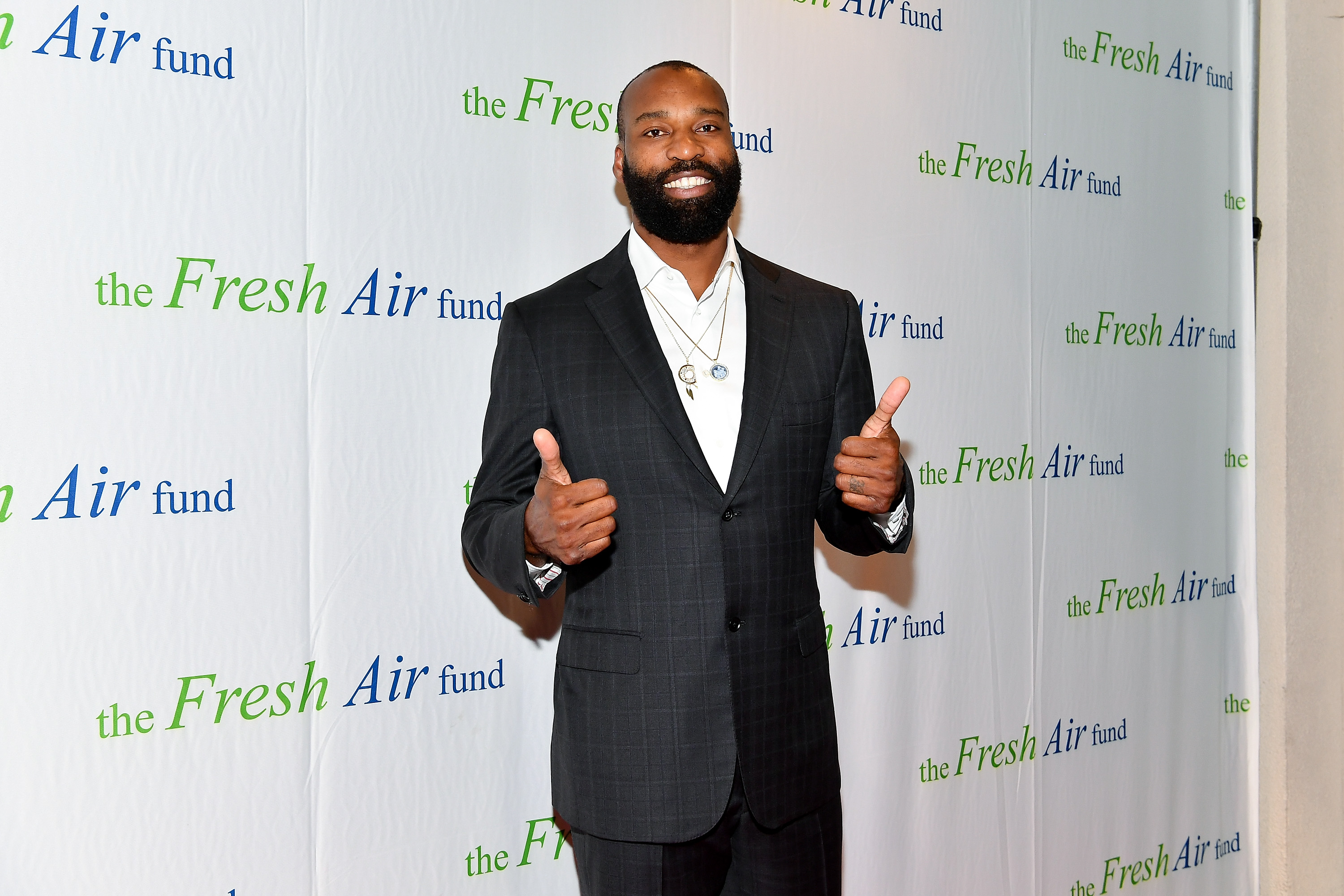 Former NBA star Baron Davis could be closing in on a $2.4 billion business move