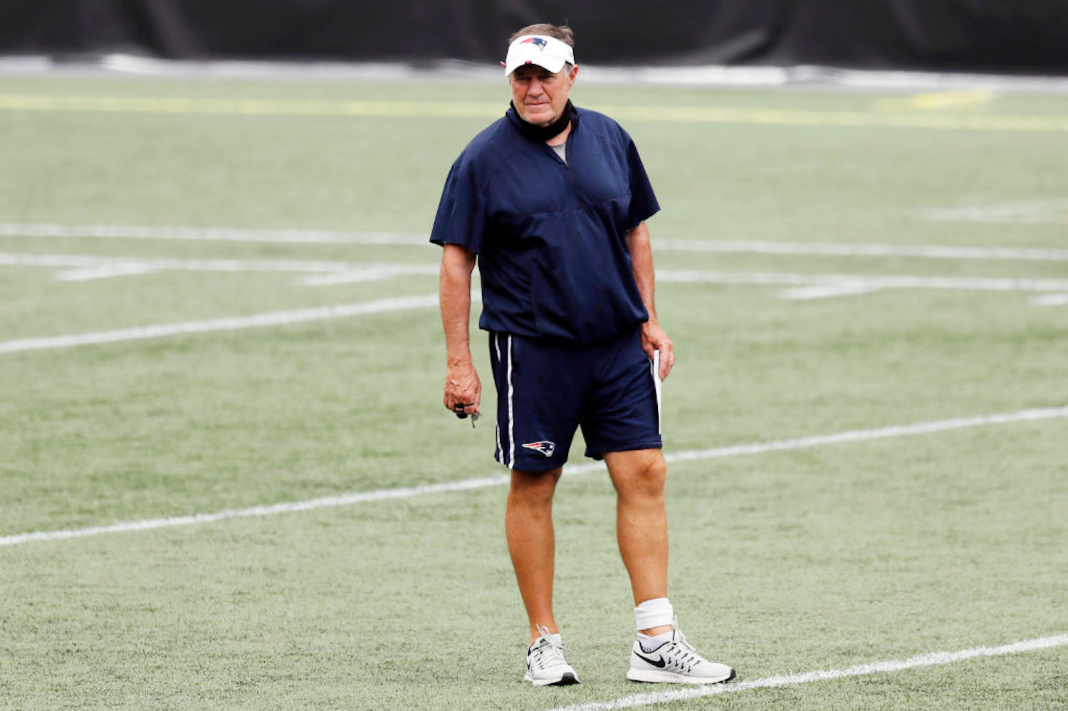 Bill Belichick is already considered one of the greatest NFL head coaches of all time, but he used to be the best waiter in Annapolis.