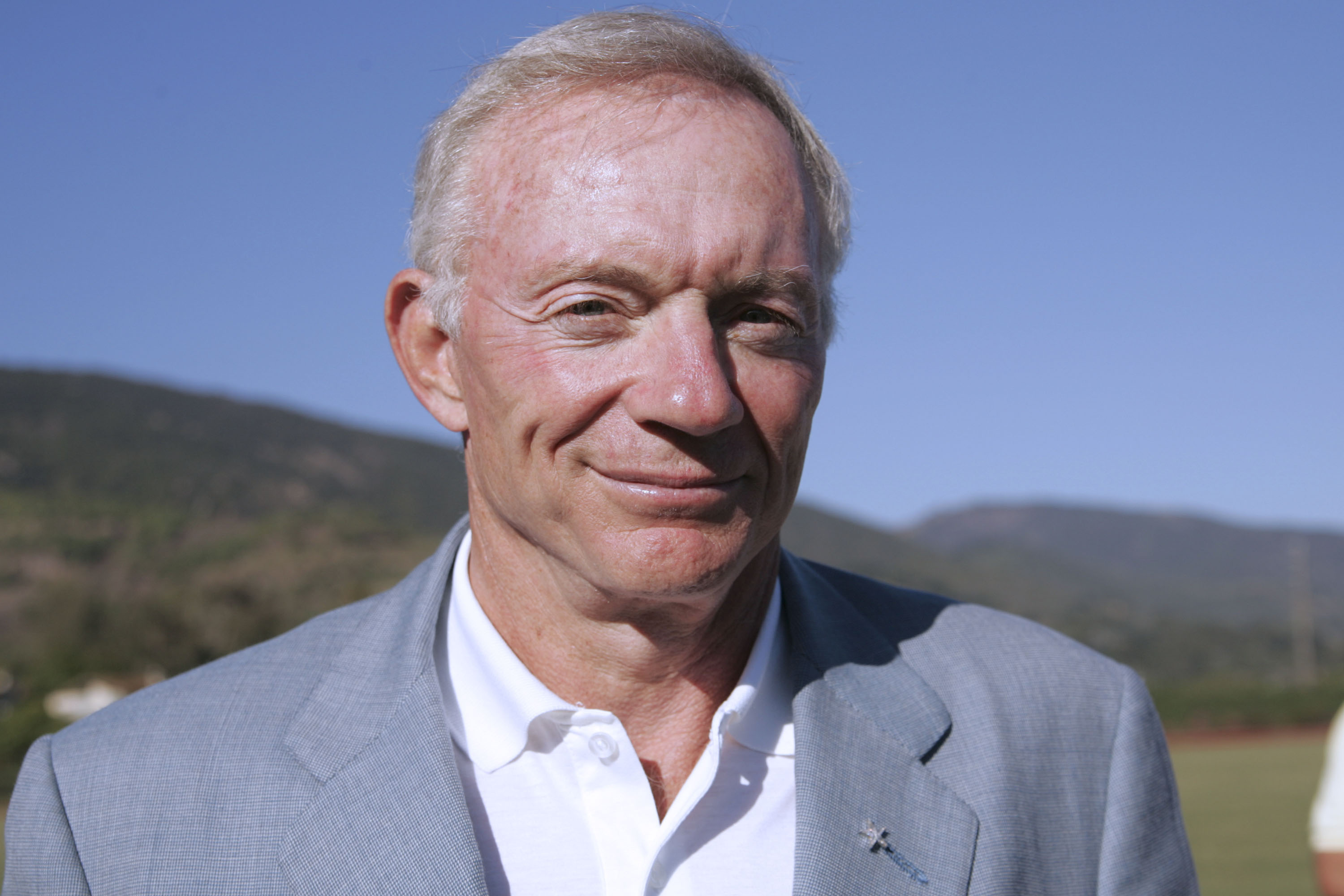 Cowboys owner Jerry Jones in 2005