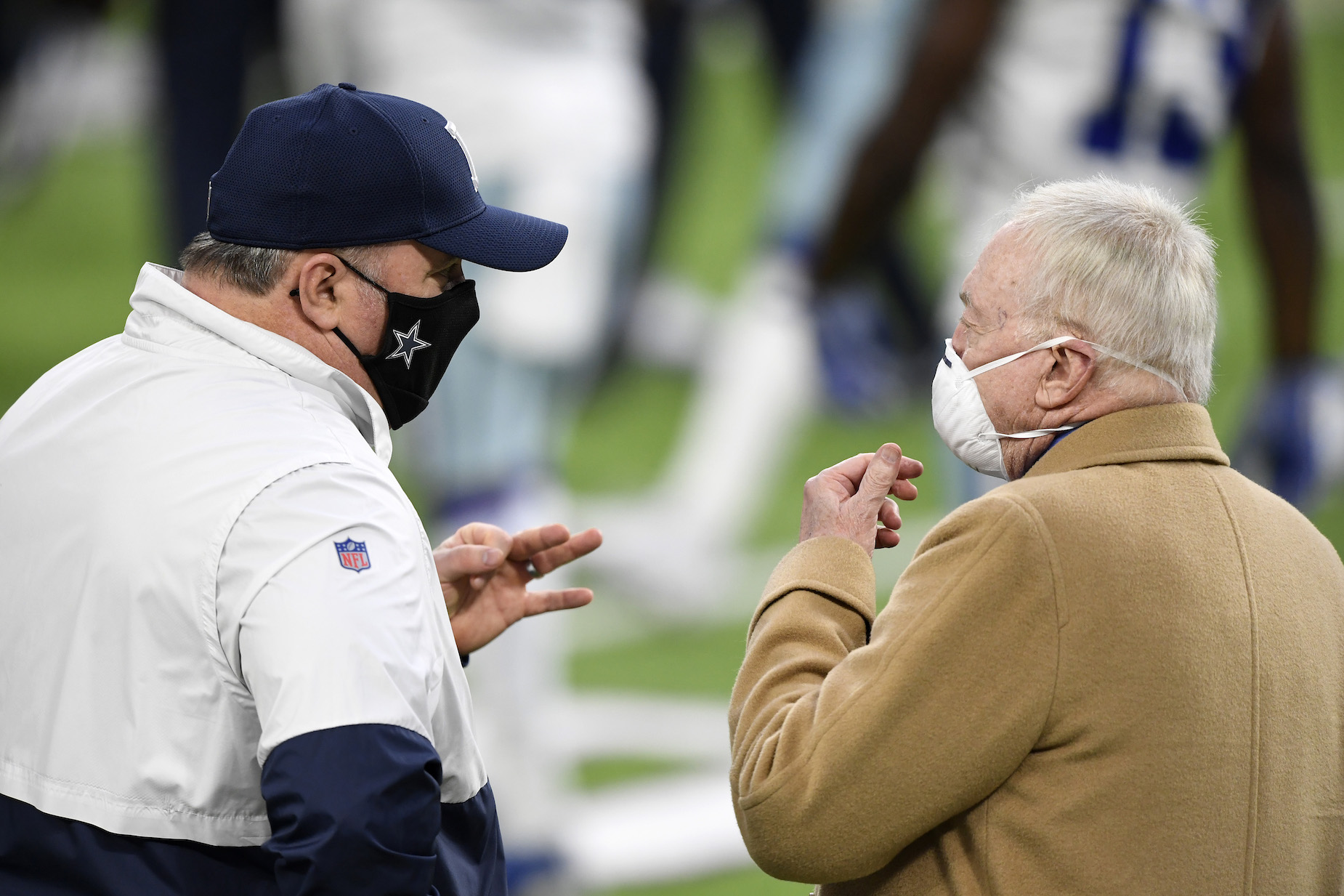 Jerry Jones isn't ready to fire Dallas Cowboys head coach Mike McCarthy just yet.