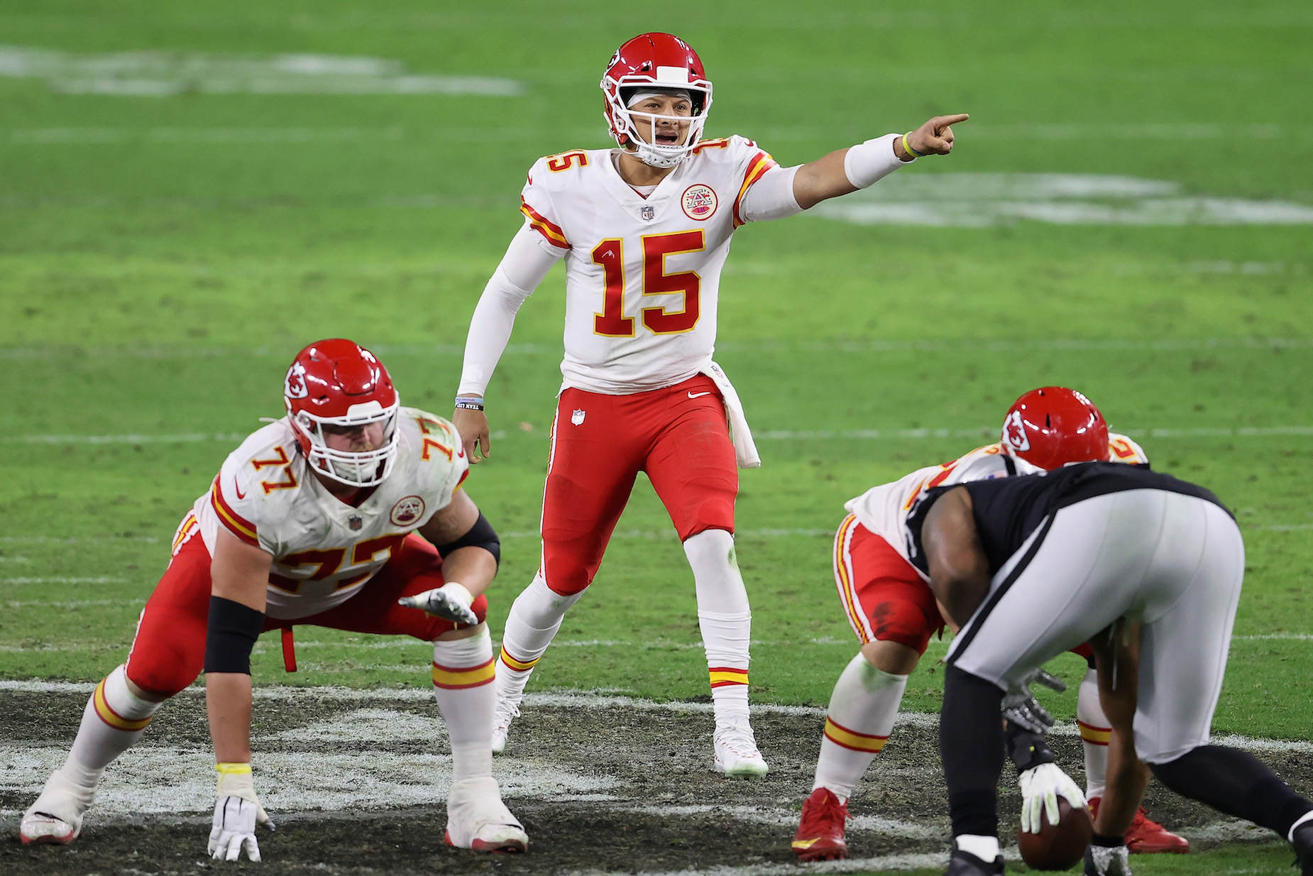 Kansas City Chiefs quarterback Patrick Mahomes received a high compliment from a rival head coach.