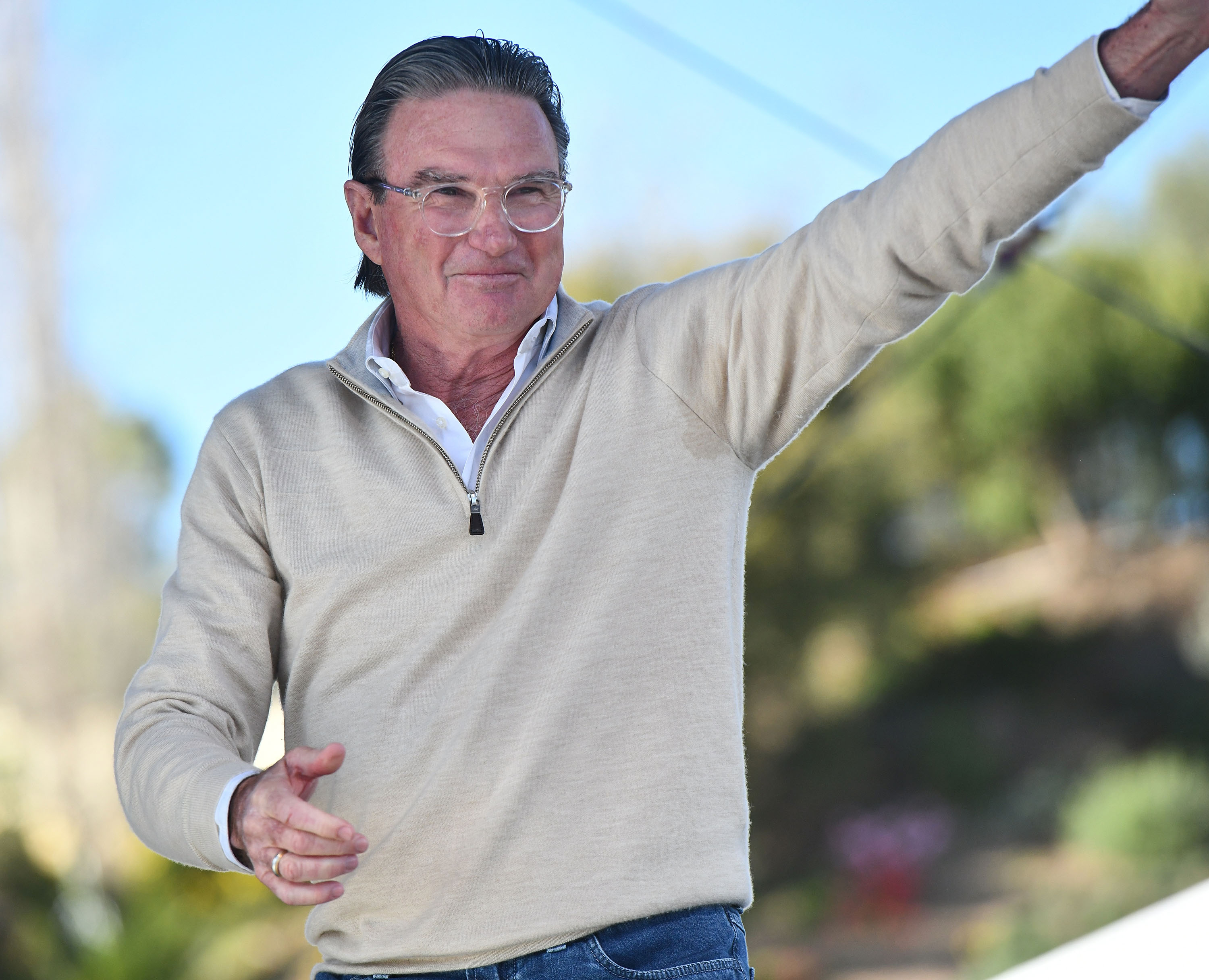 Where is tennis legend Jimmy Connors now and what is his net worth?