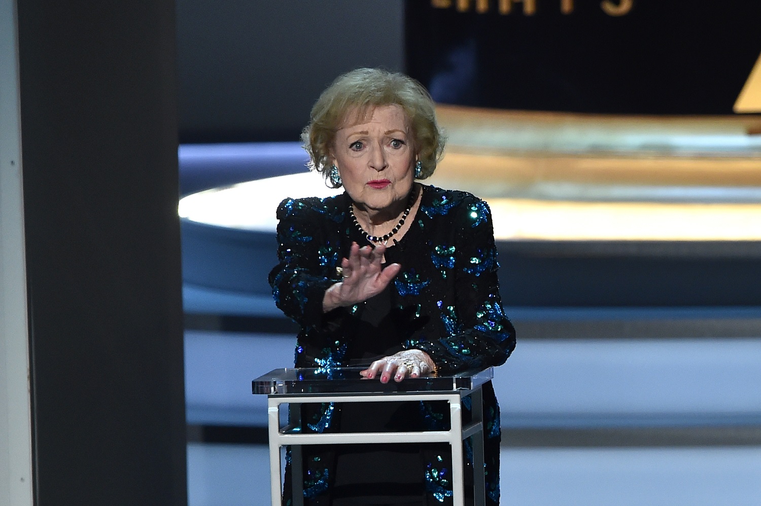 The Day Betty White Took Hilarious Shots at Michael Strahan and Johnny Manziel While Also Pretending to Seduce Roger Goodell
