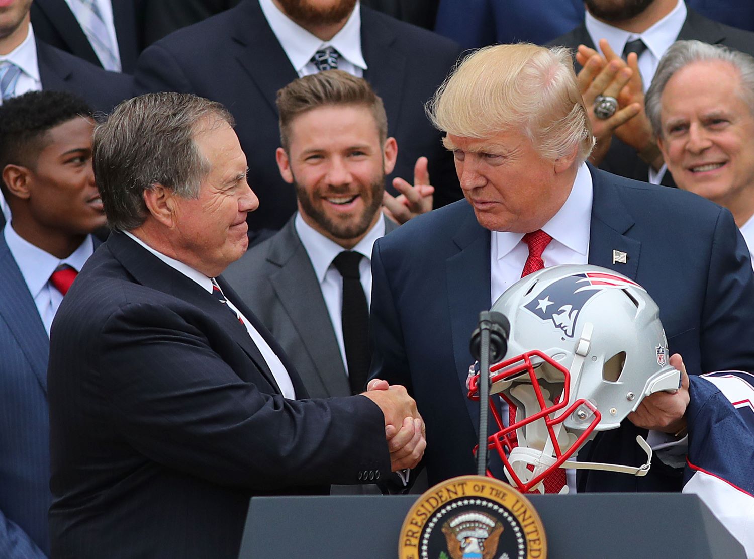 Despite having a well-publicized relationship, Bill Belichick turned his back on Donald Trump and proved he's human after all in the process.
