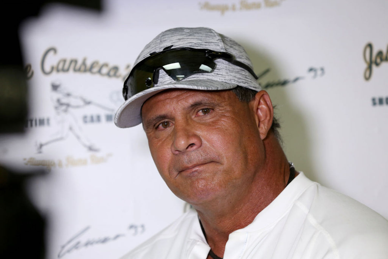 Jose Canseco’s Epic Fall From Grace Is Now Complete After Bizarre Fight Announcement