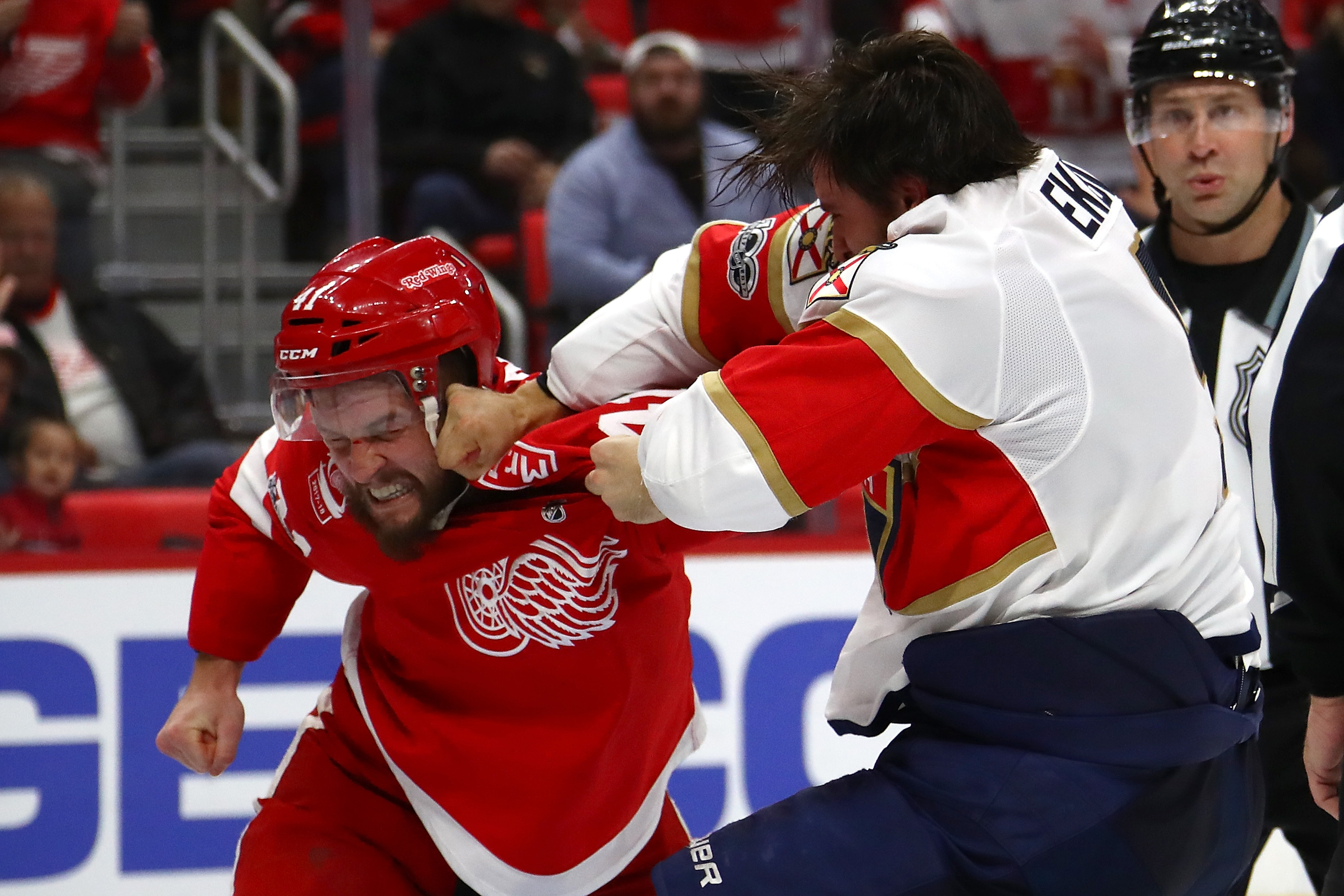 Why Doesn’t the NFL Allow Fights Like the NHL?