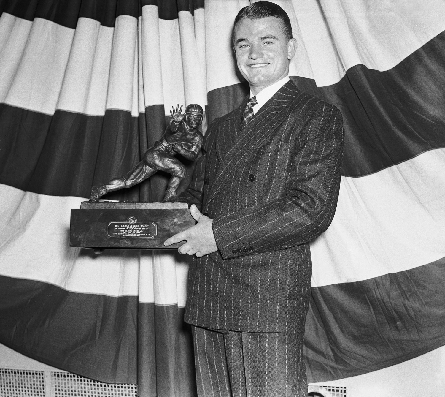 Nile Kinnick Heisman Trophy