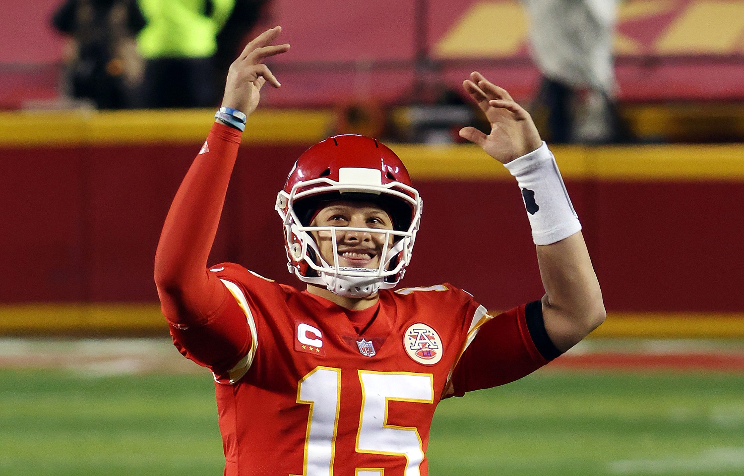 Patrick Mahomes Can Join Mark Sanchez and Jake Plummer by Beating Tom Brady