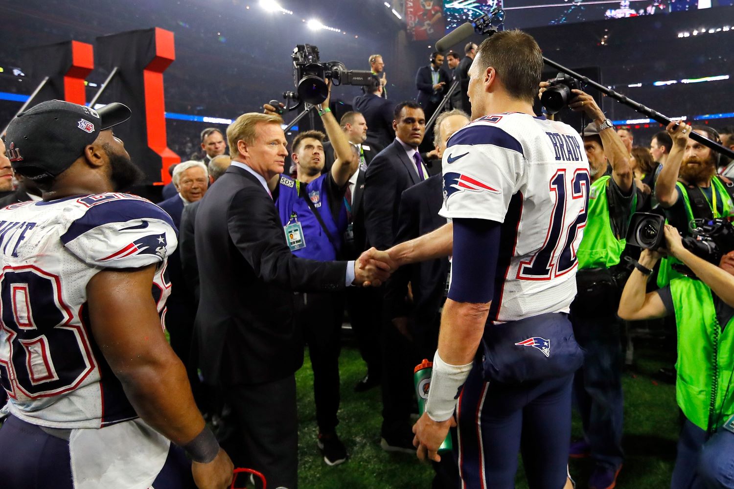 Tom Brady Receives Powerful Praise From His Sworn Enemy Despite Their Icy Past