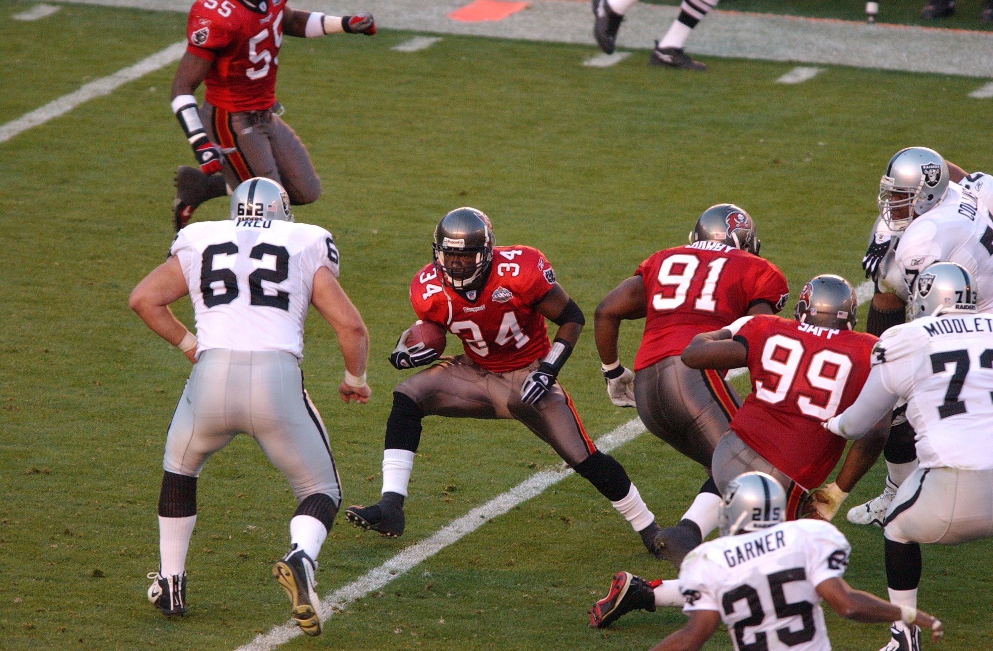 Whatever Happened to Dexter Jackson, the Tampa Bay Buccaneers MVP of Super Bowl 37?