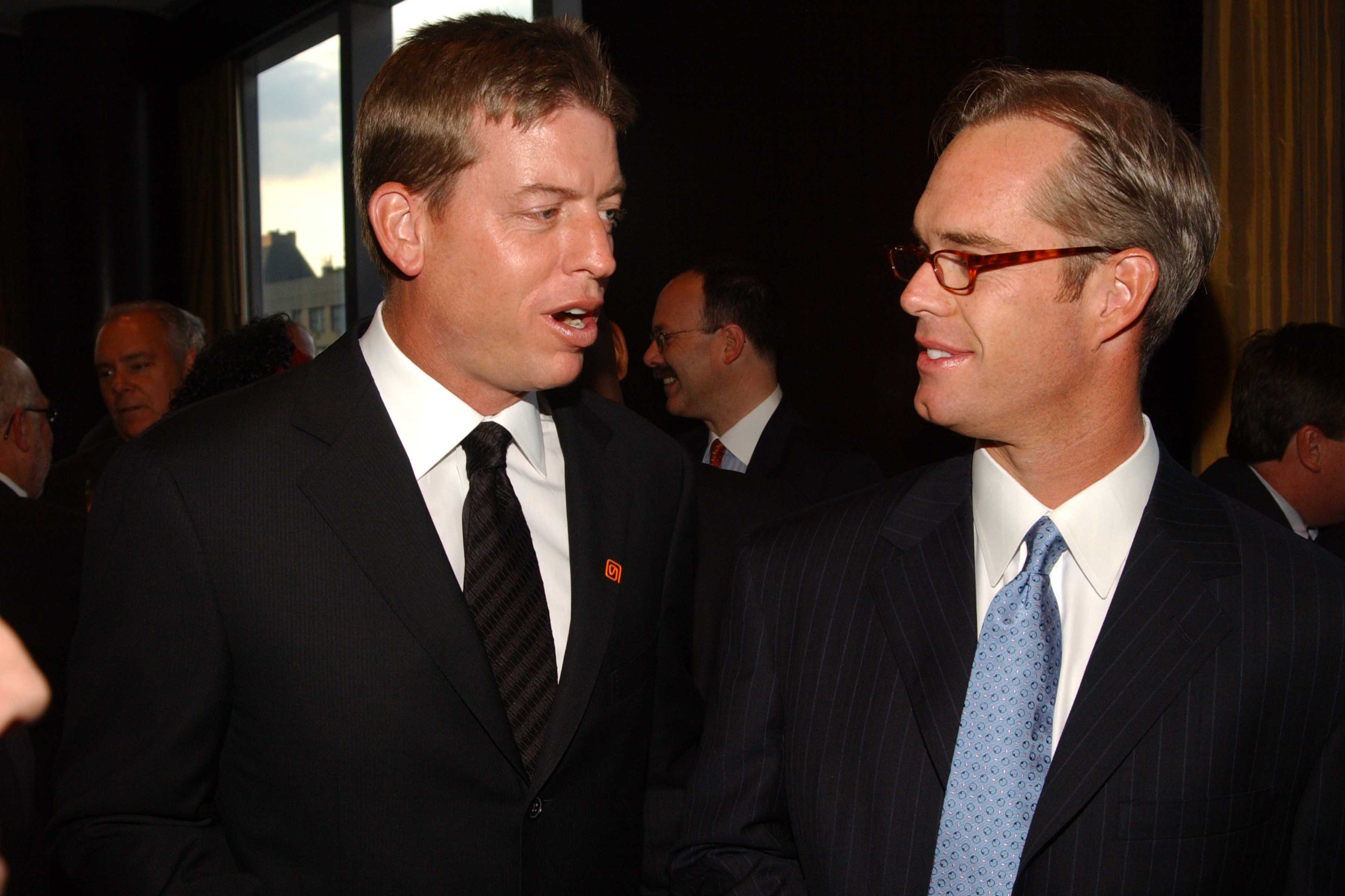 Fox announcers Joe Buck and Troy Aikman at an event in 2005.