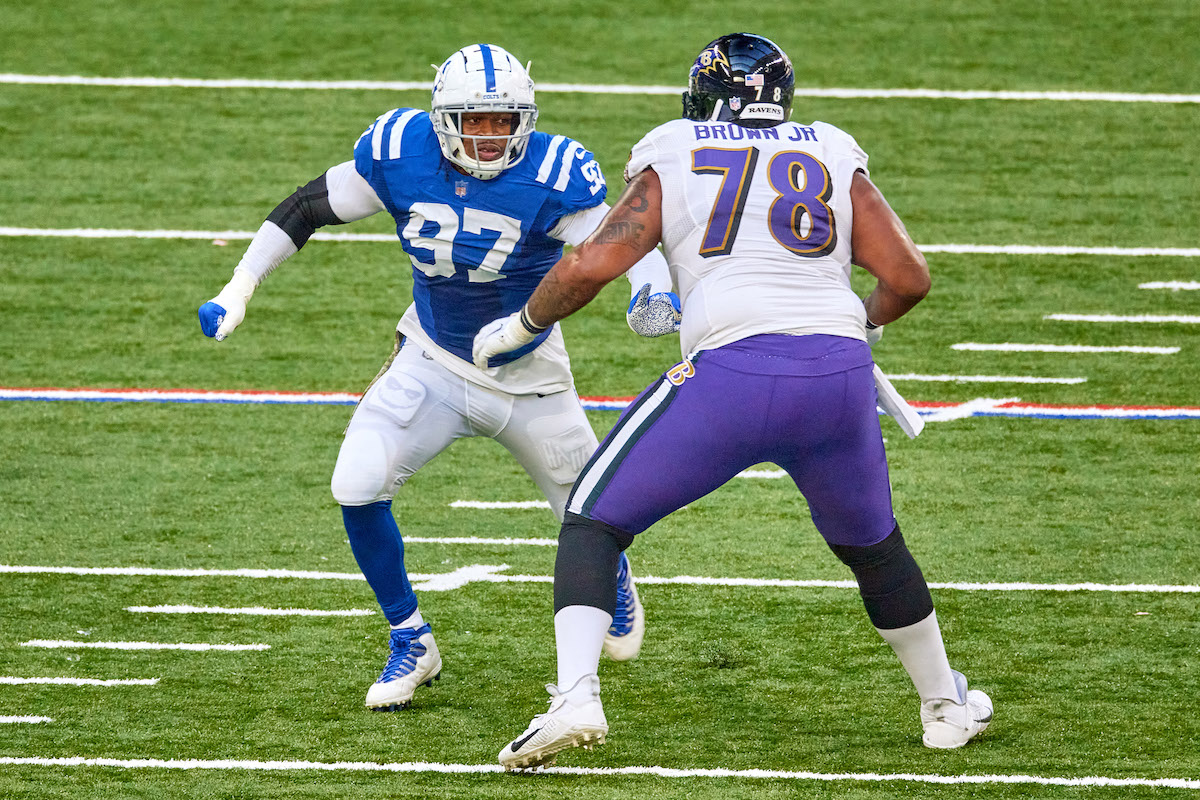 The Indianapolis Colts Can Fill a Huge Offensive Hole By Contacting Another AFC Contender