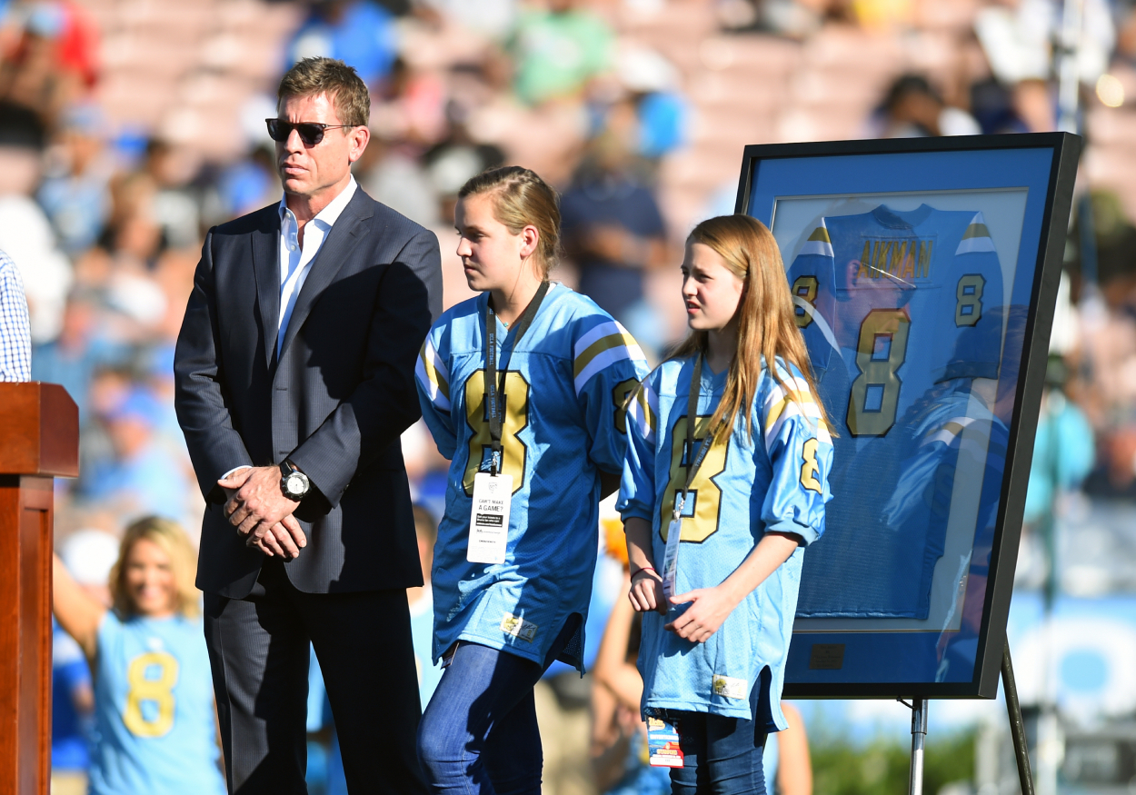 Troy Aikman’s Daughters Have Grown up Humbly Despite Their Dad’s $50 Million Net Worth