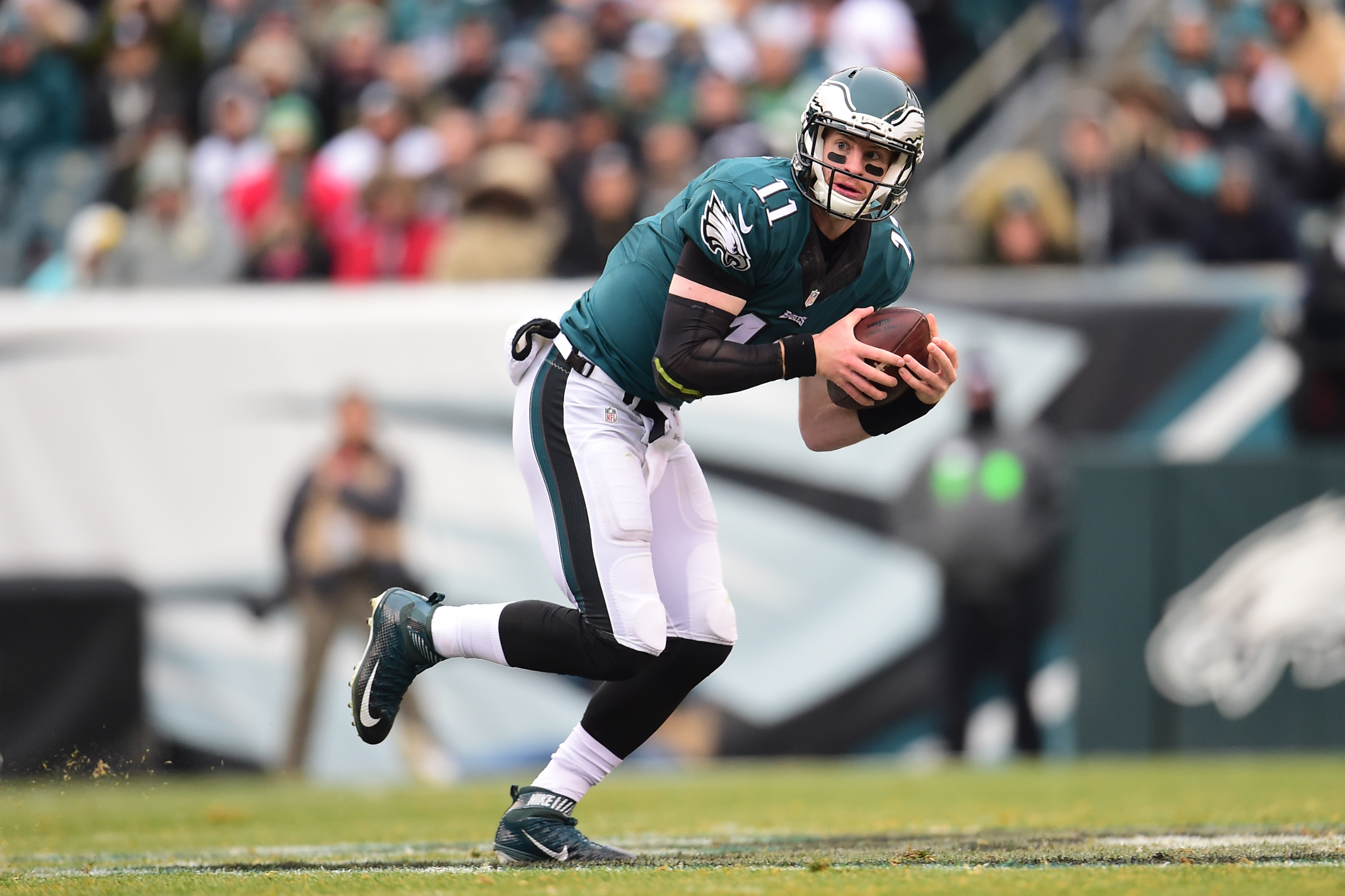 carson wentz salute to service jersey