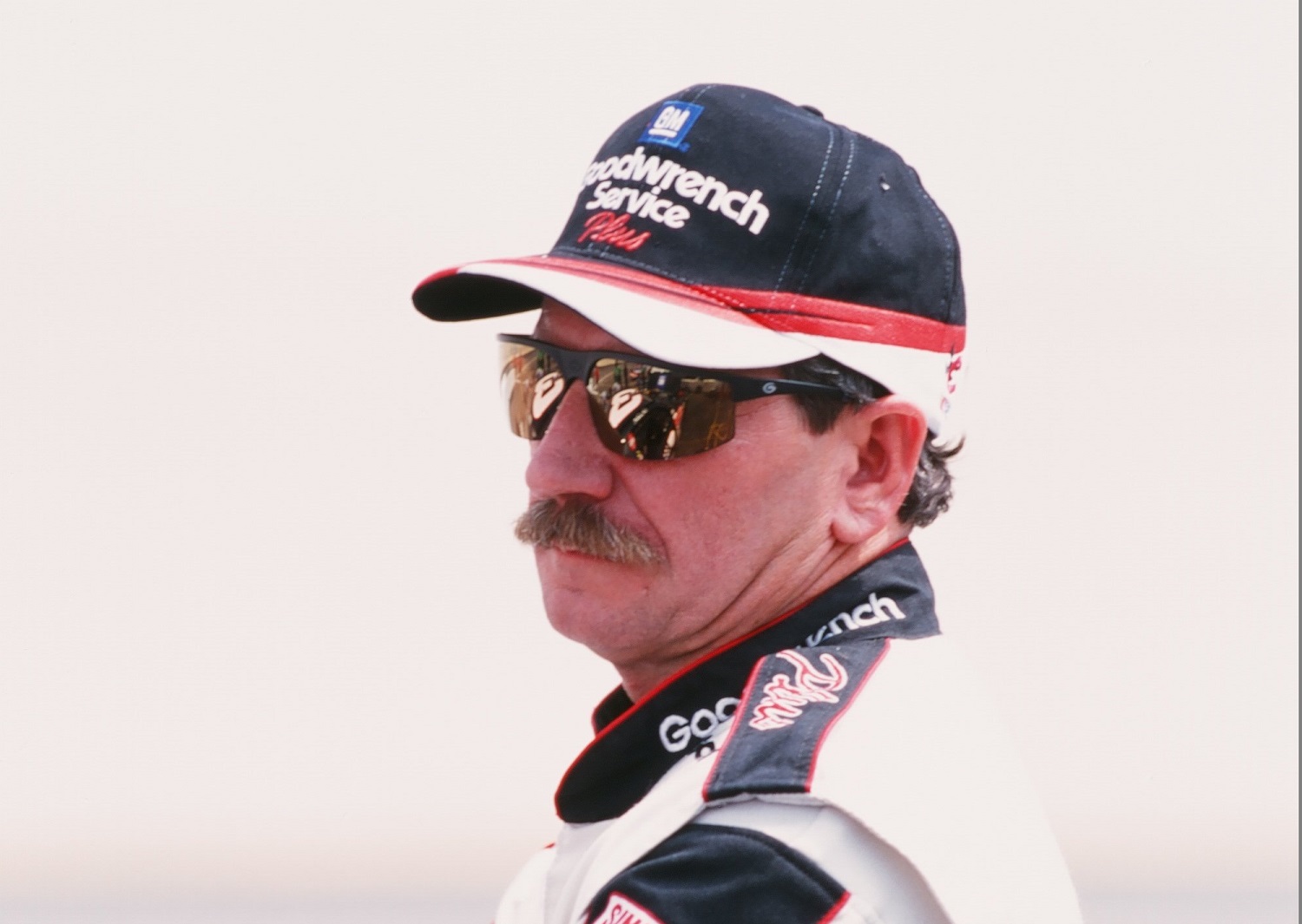 Dale Earnhardt surprised NASCAR observers by hiring Michael Waltrip to drive for him in the 2001 season, beginning with the Daytona 500.