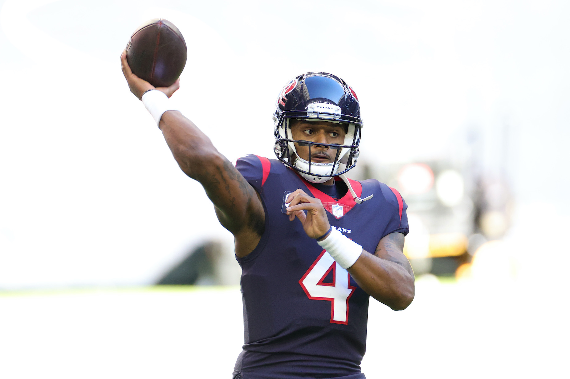 Houston Texans quarterback Deshaun Watson throws a pass