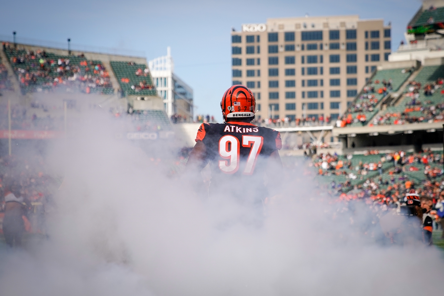 Cincinnati Bengals defensive tackle Geno Atkins runs onto the field before a game against the Baltimore Ravens on Nov. 10, 2019.