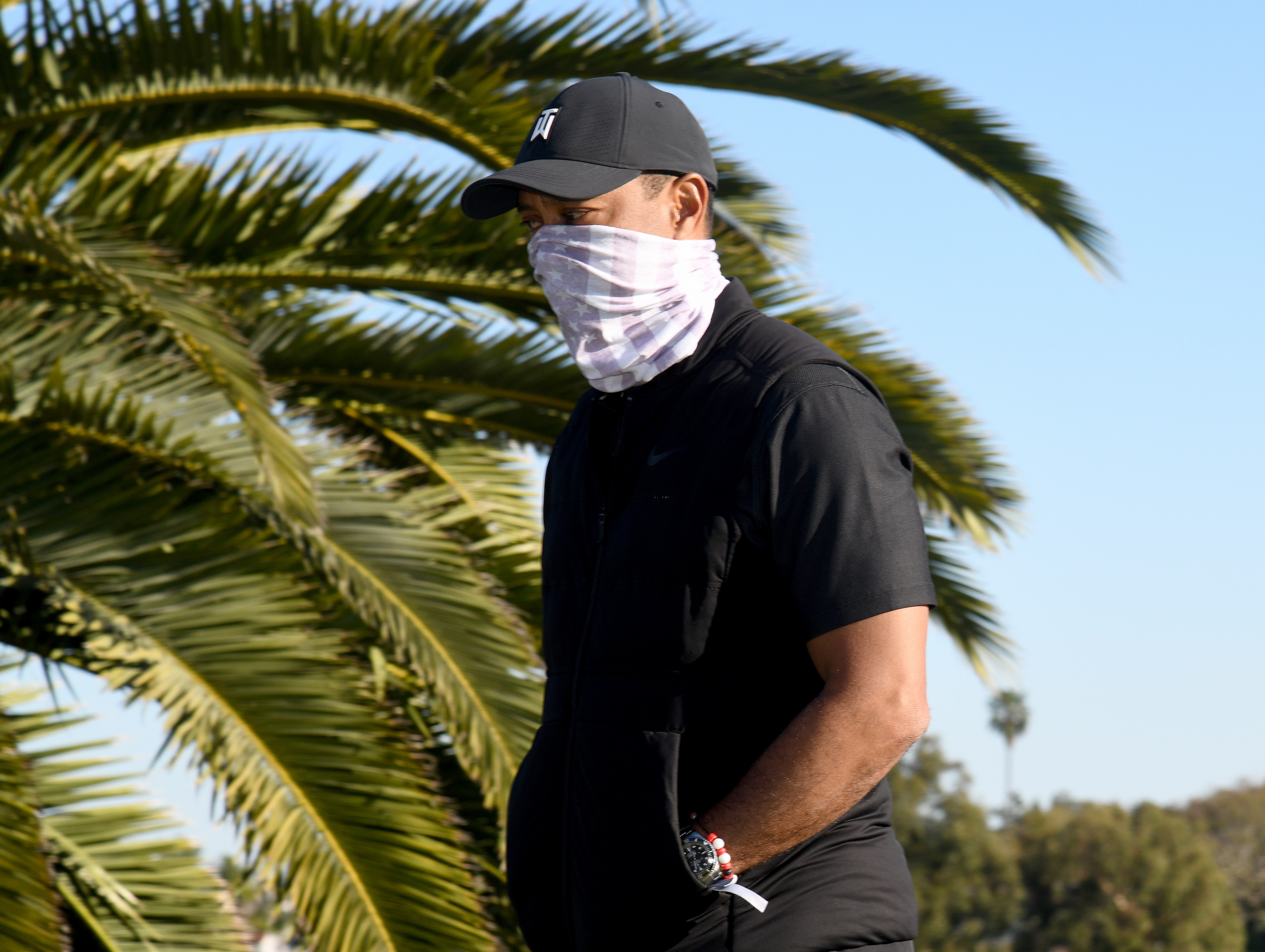 Tiger Woods hangs out at the Genesis Invitational at Riviera Country Club in 2021
