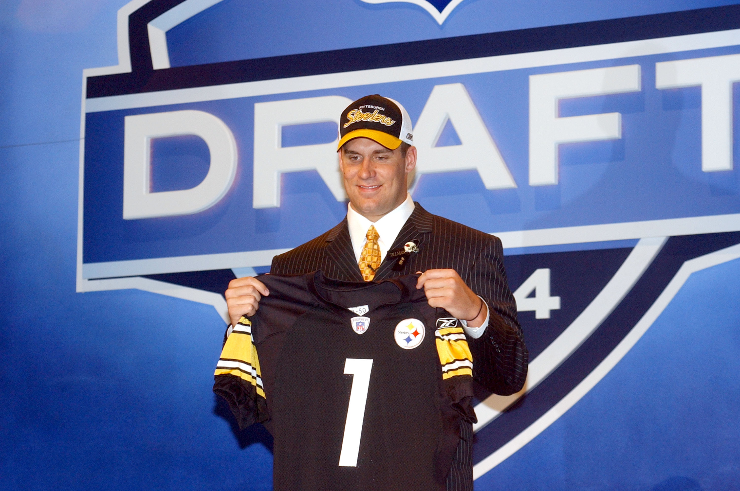Pittsburgh Steelers' No. 1 draft pick of 2004 Ben Roethlisberger smiles